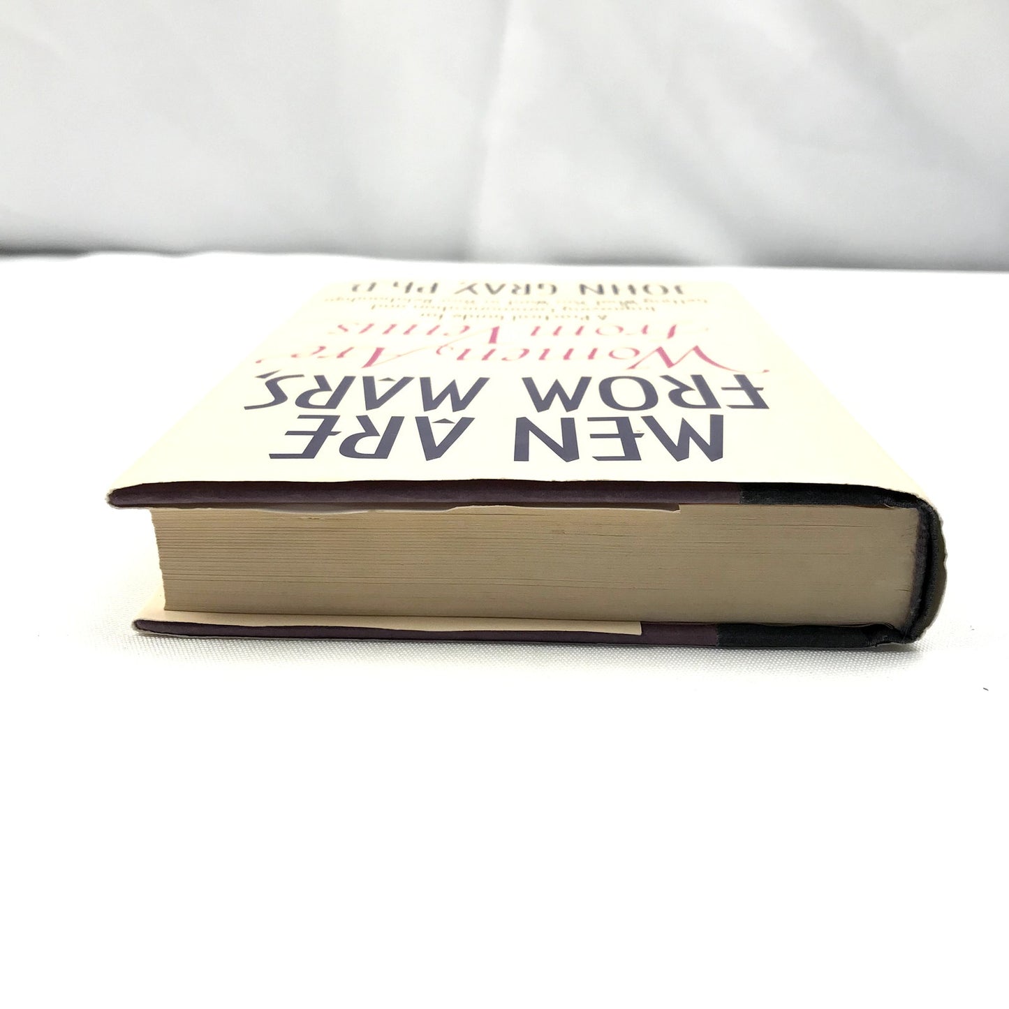 Men Are from Mars, Women Are from Venus Hardcover 1st Edition by John Gray 1992