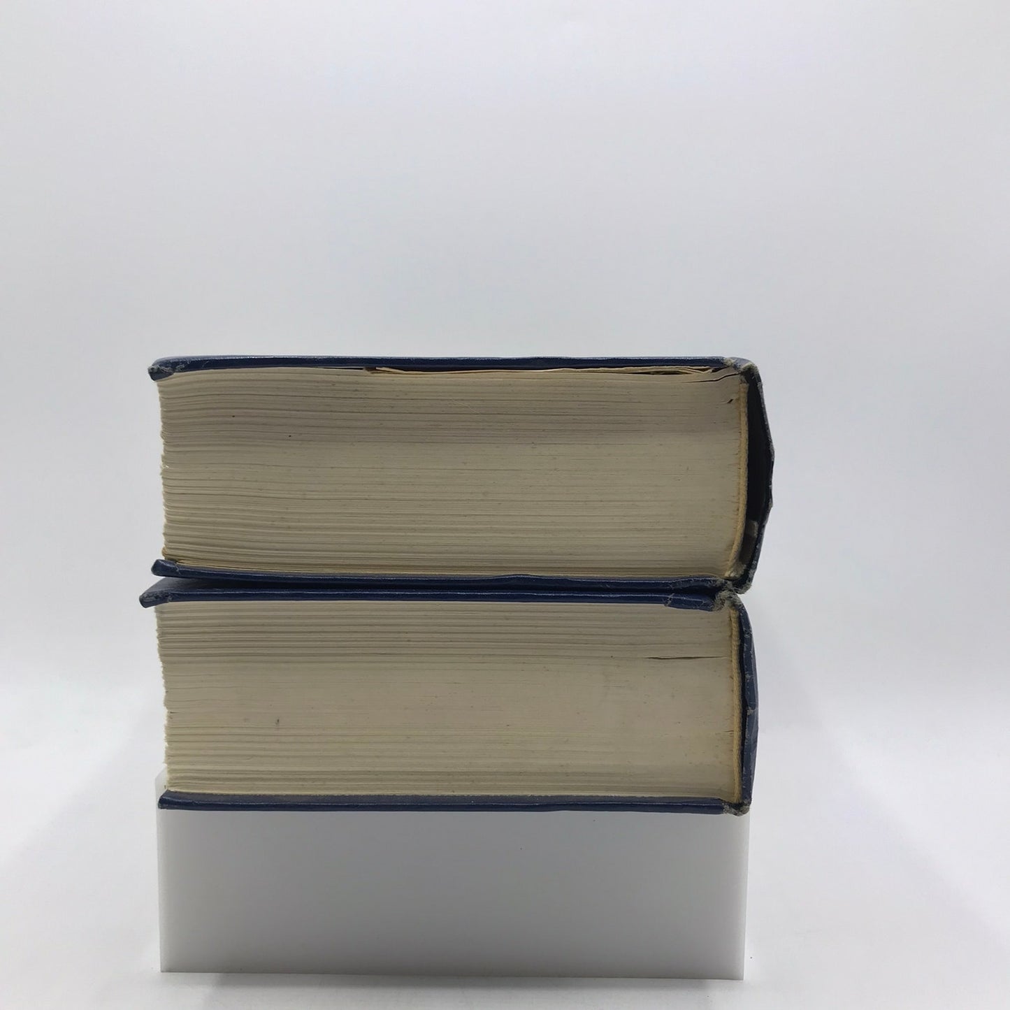 The Glory and The Dream Volumes 1 and 2 William Manchester American History