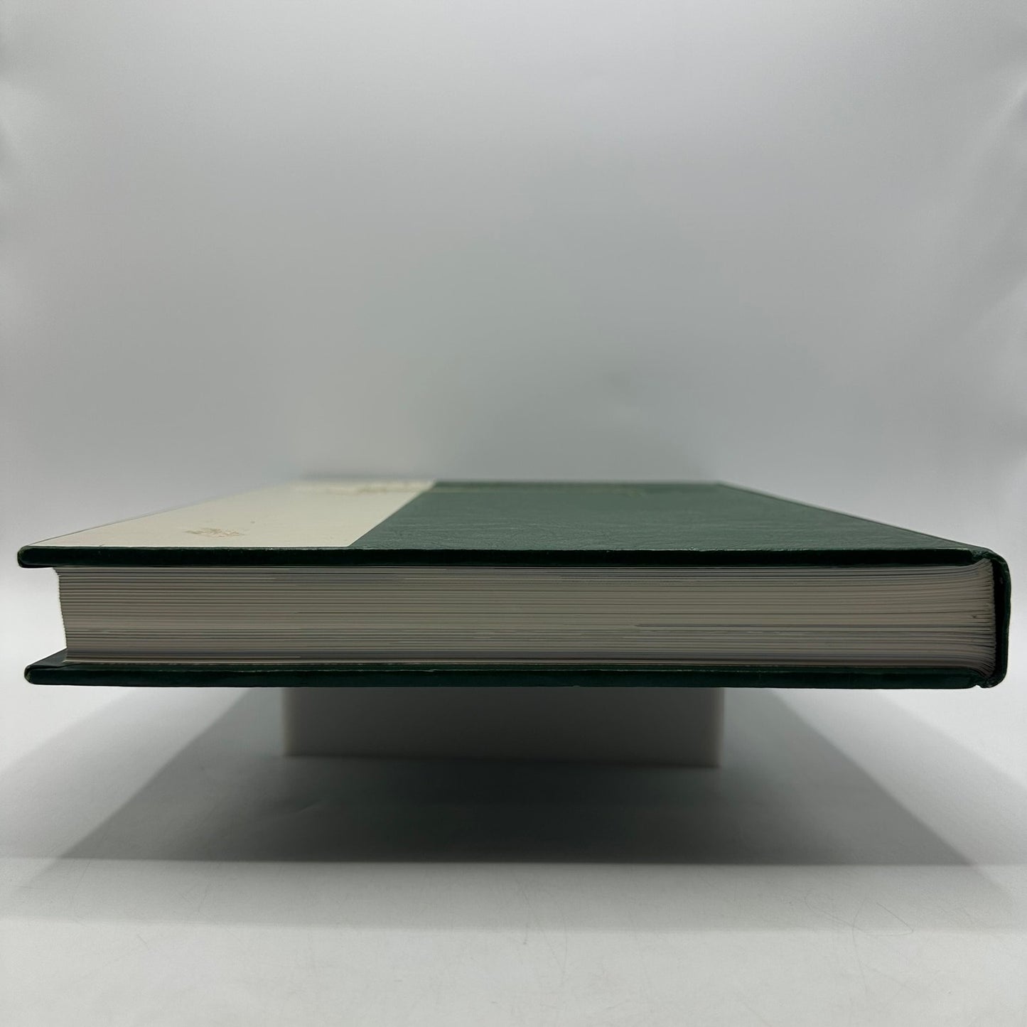 Baylor University 1996-97 The Round Up Volume 96 Annual Yearbook History Waco TX