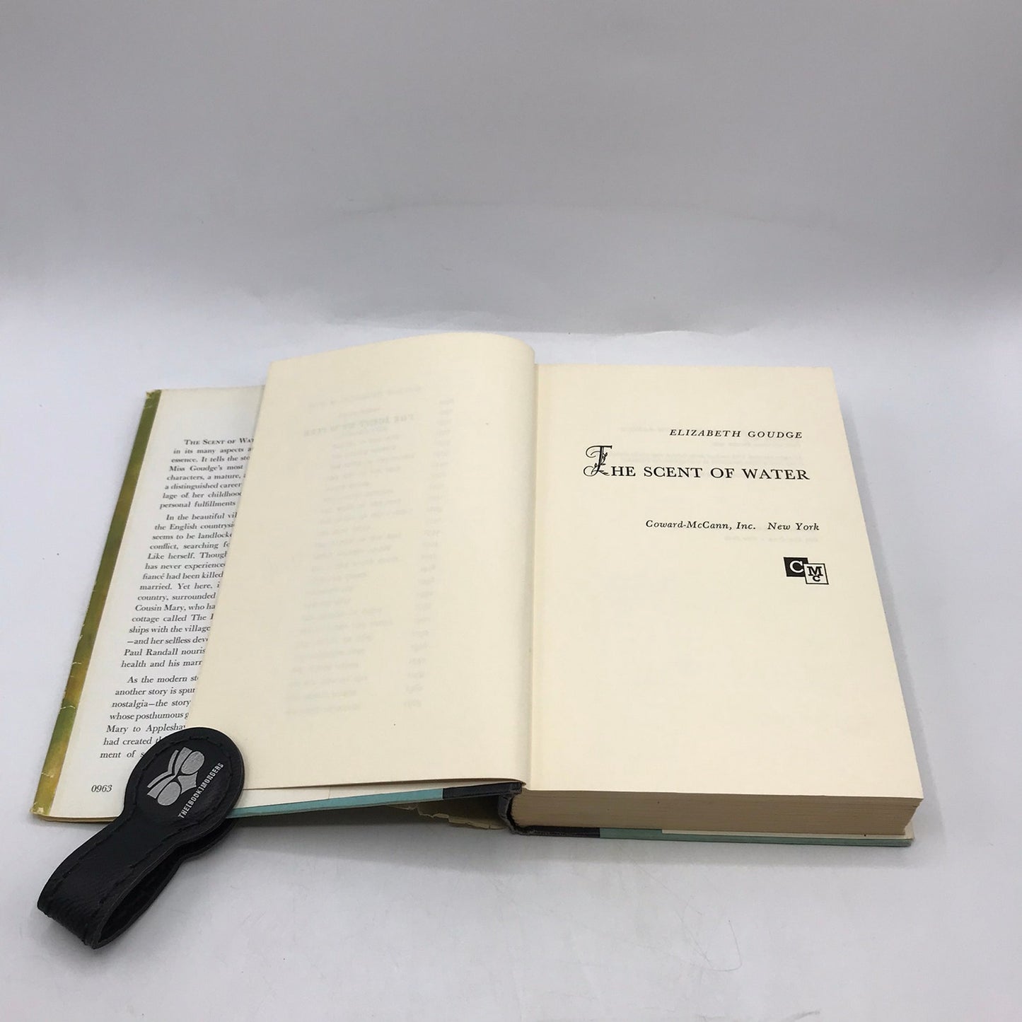 The Scent of Water Elizabeth Goudge Historical Romance Christian Literature 1963