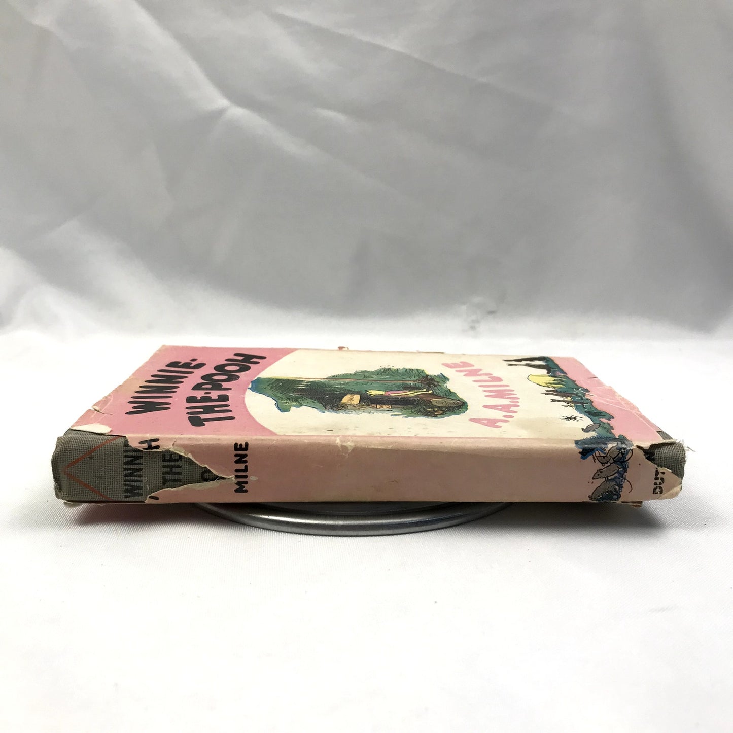 Winnie-The-Pooh Illustrated Hardcover Book by A. A. Milne with E. Shepard 1960