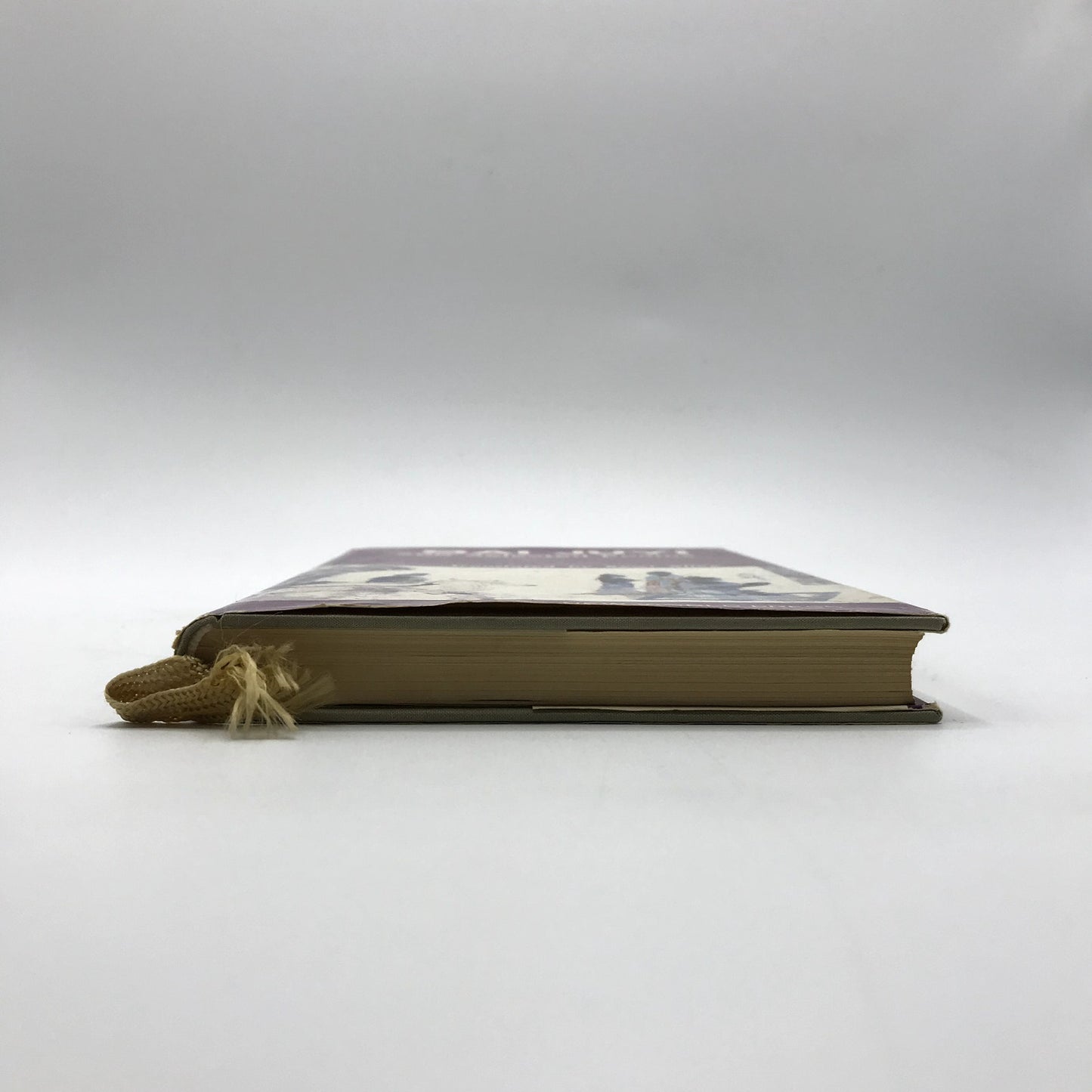 Bai Juyi 200 Selected Poems Hardcover Book by Rewi Alley 1983 First Edition