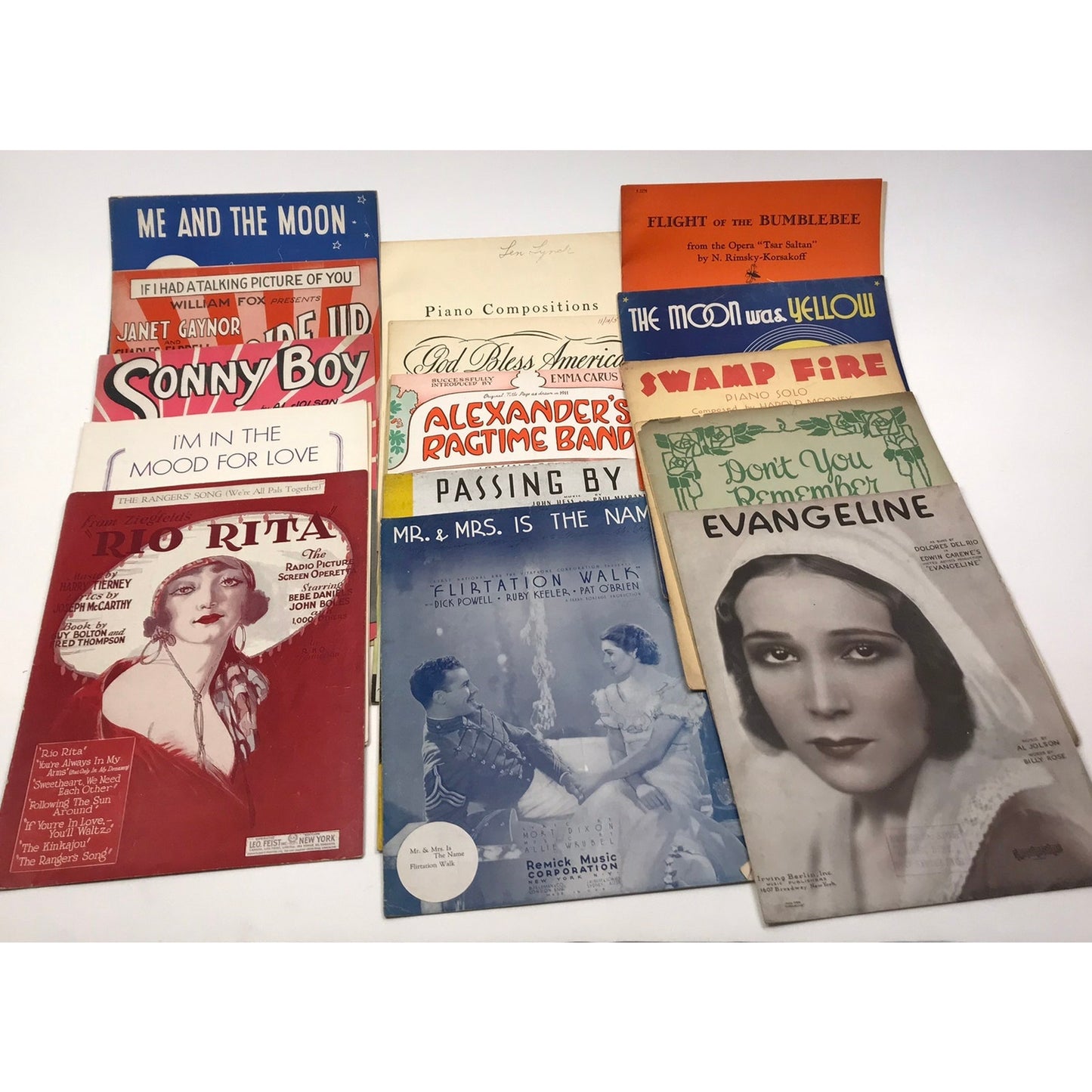 Vintage Sheet Music Lot of 88 Song Books Piano Hollywood Movies Jazz 1930s-1950s