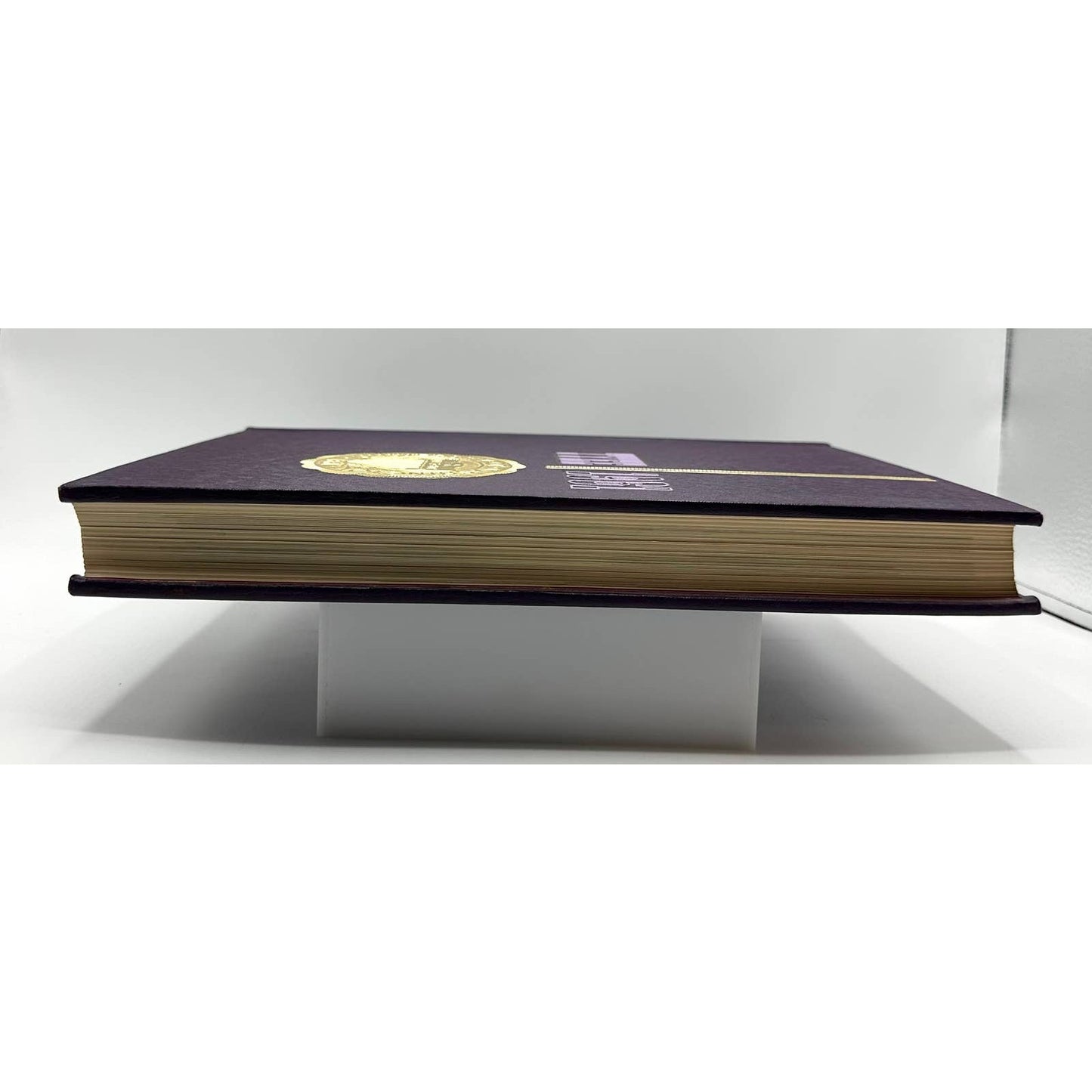 University of Washington 1961 Hardcover TYEE Yearbook Volume 62
