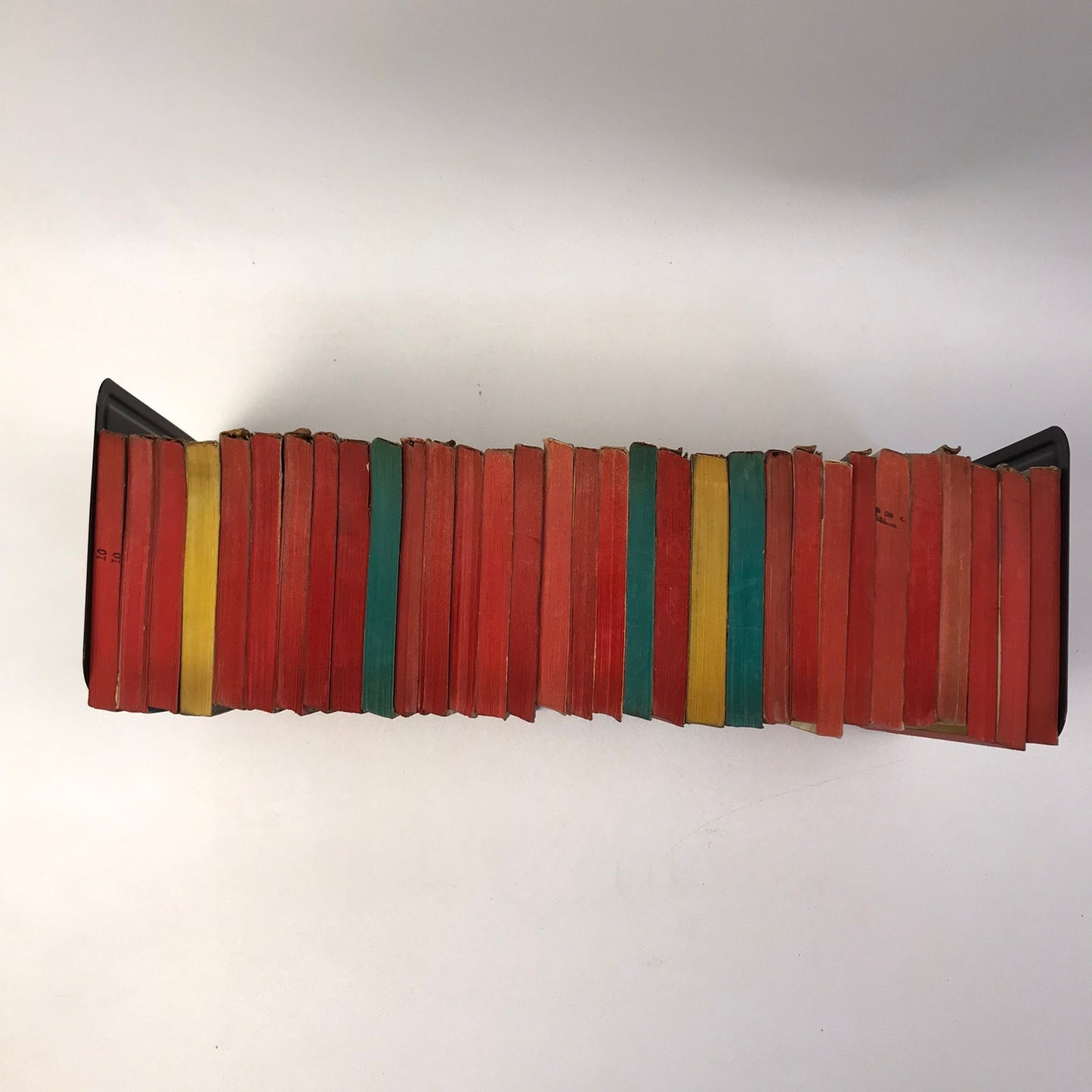 Perry Mason Erle Stanley Gardner Lot of 32 Murder Mystery Thriller Detective