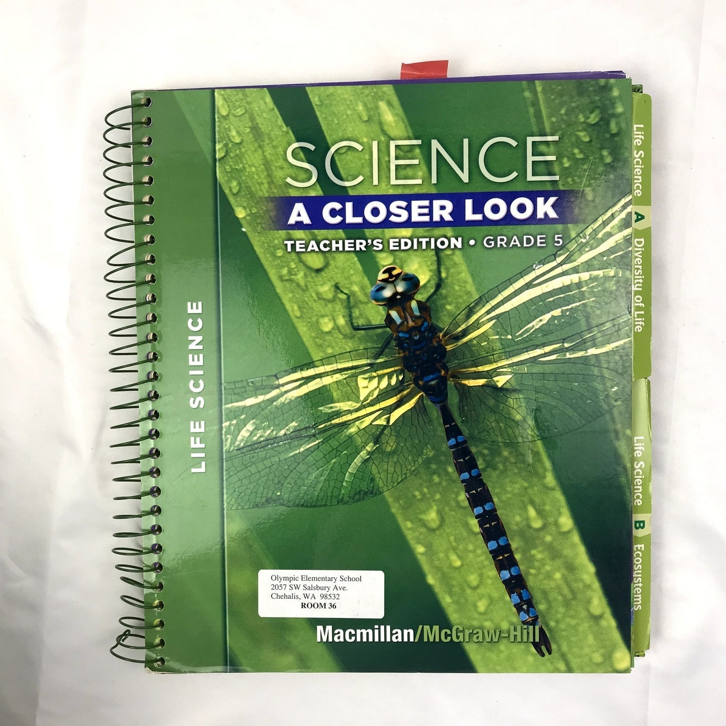 Lot of 4 Science: A Closer Look Grade 5 - 3 Teacher's & 1 Student Edition