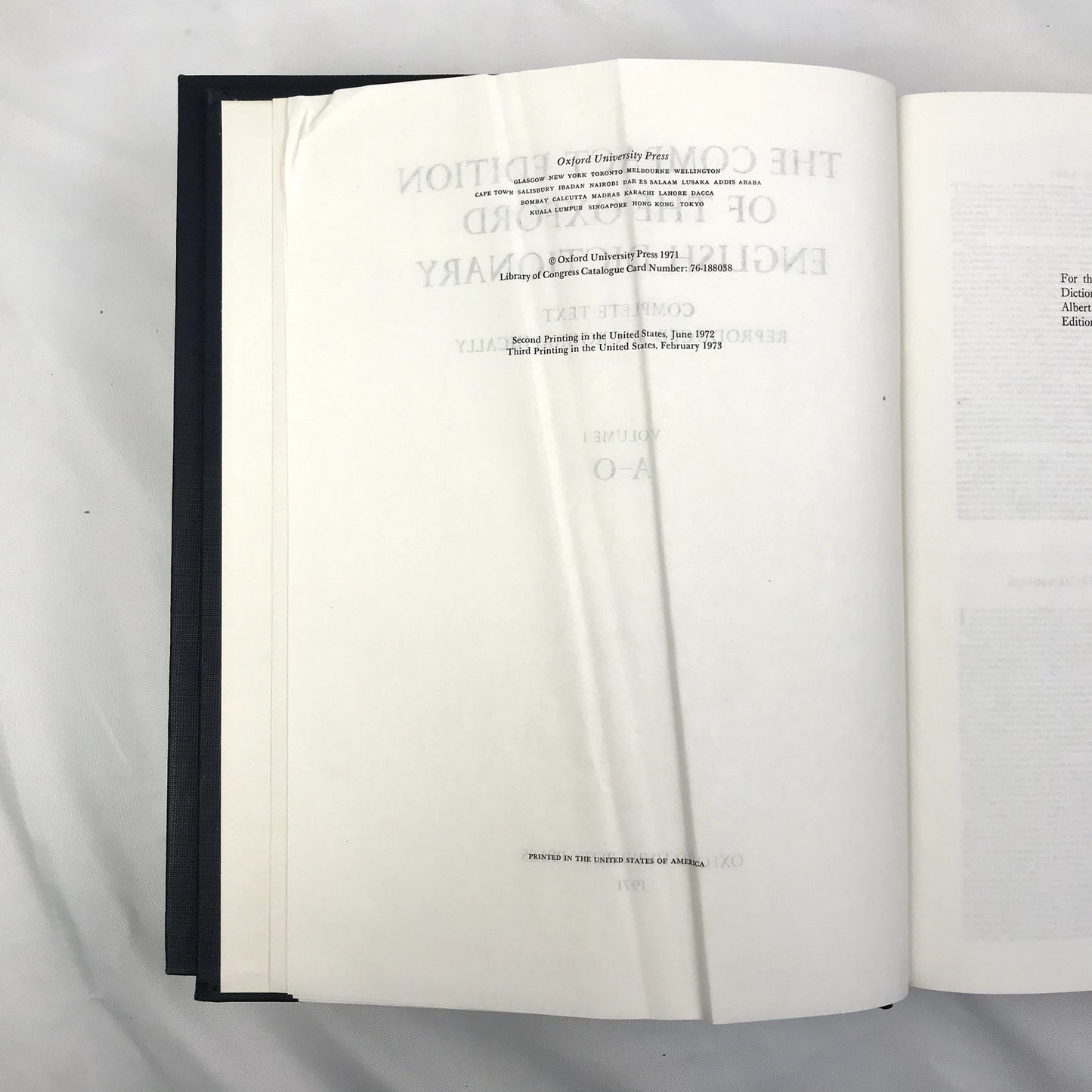 The Compact Edition of the Oxford English Dictionary 2 Volume Book Set 1971