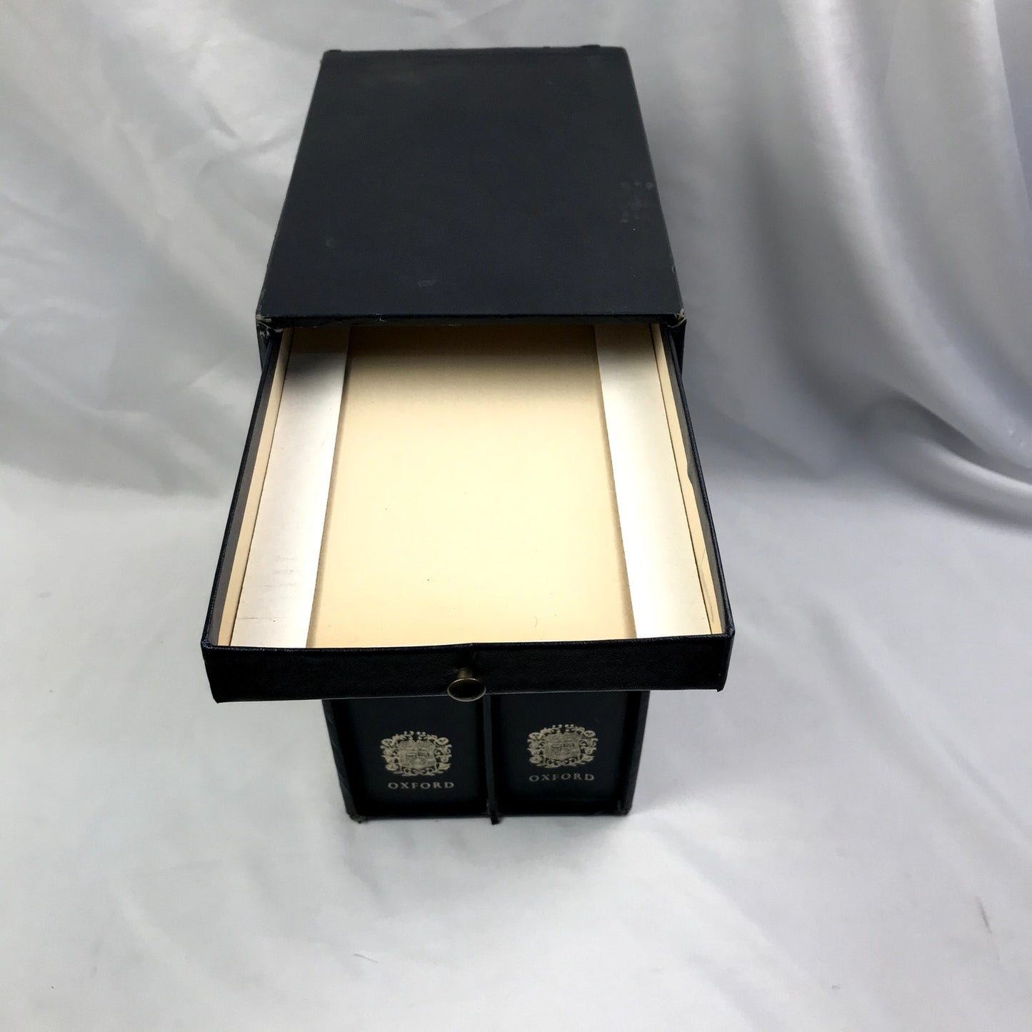 The Compact Edition of the Oxford English Dictionary 2 Volume Book Set 1971