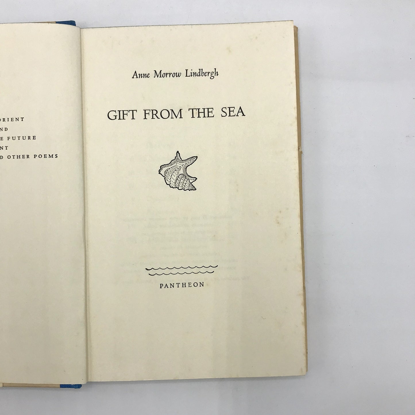 Gift From The Sea Hardcover Book Biography by Anne Morrow Lindbergh 1955