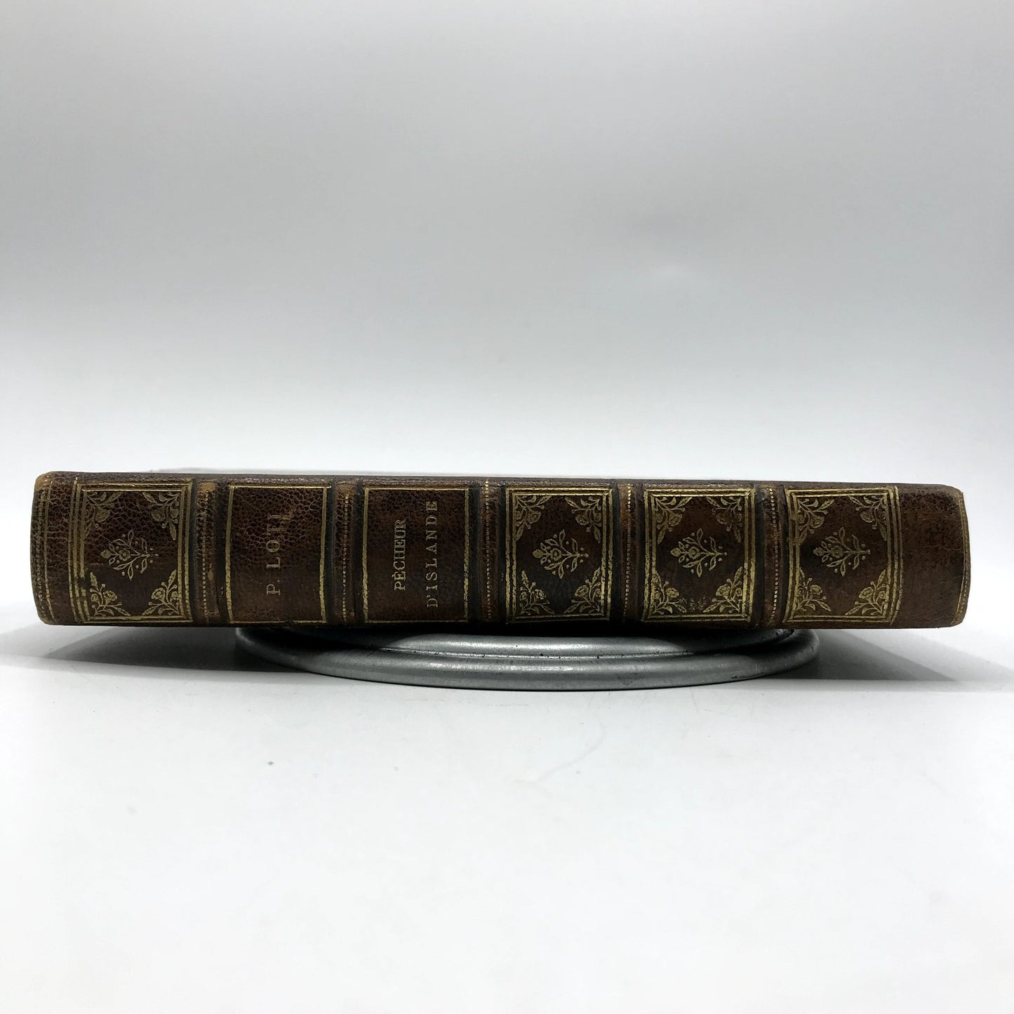 Pecheur D'Islande Antique Leather Hardcover French Novel by Pierre Loti 1900
