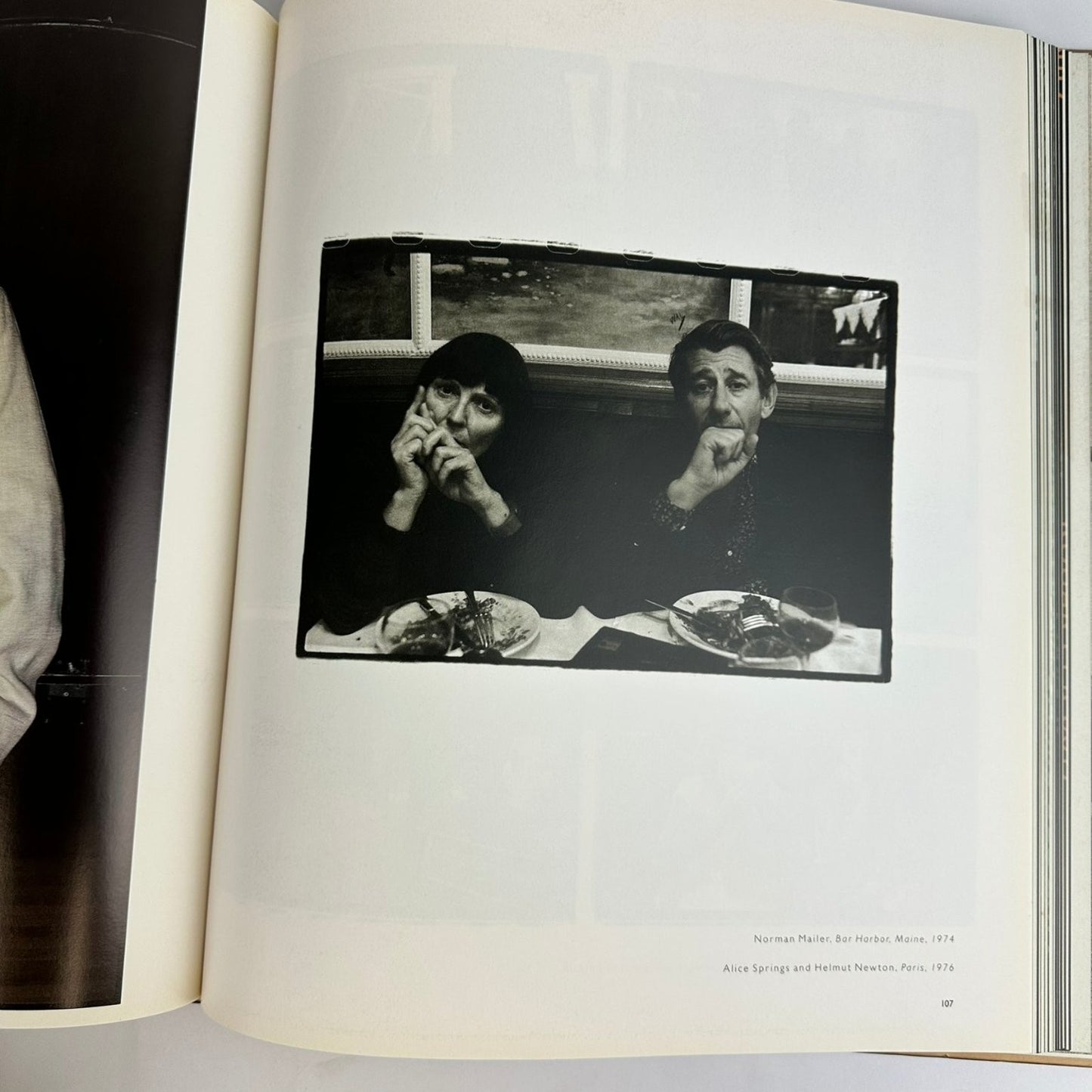 Photographs Annie Leibovitz 1970-1990 Signed First Edition HarperCollins
