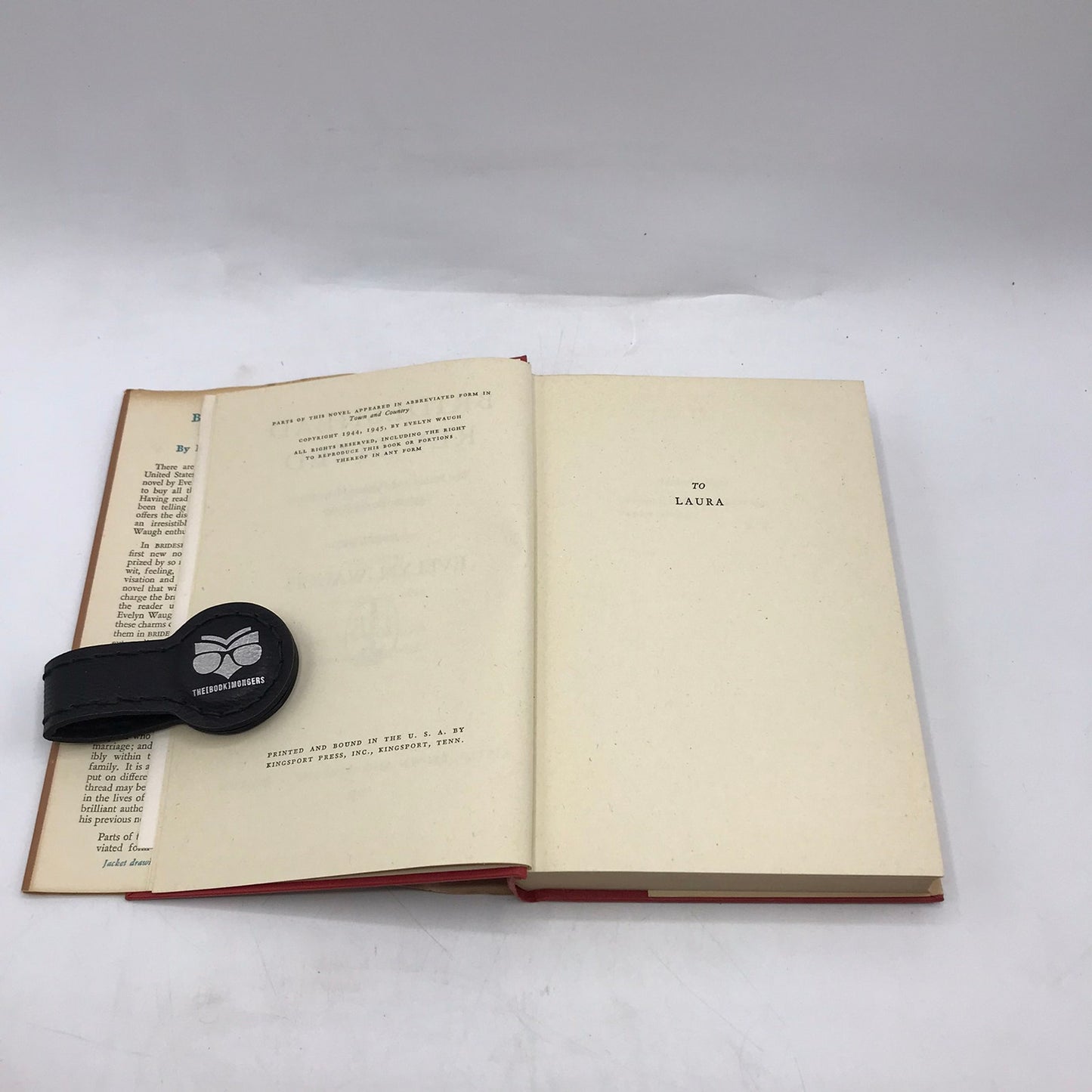 Brideshead Revisited Evelyn Waugh Modern Classic Book Club Edition Dark Academia