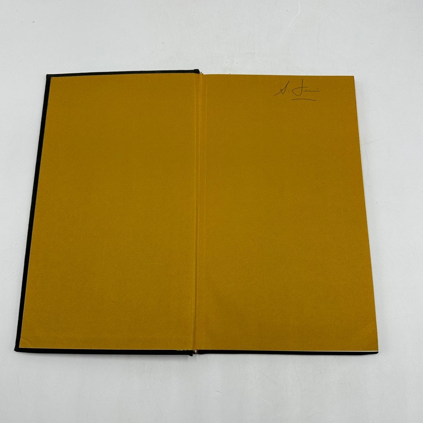 Millions of Strange Shadows Poems by Anthony Hecht 1977 Poetry Atheneum