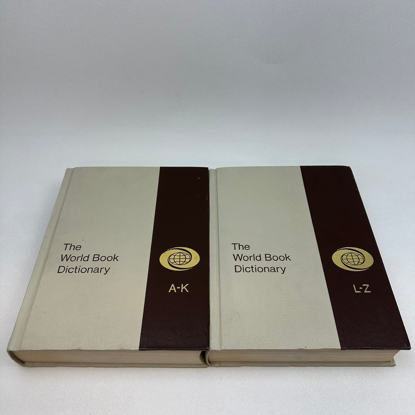 The World Book Dictionary Thorndike Barnhart 1976 2 Volume Set Reference