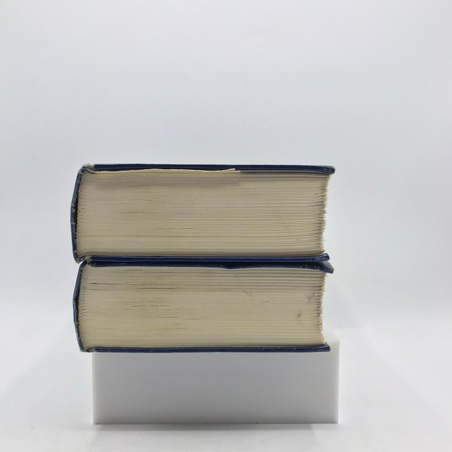 The Glory and The Dream Volumes 1 and 2 William Manchester American History