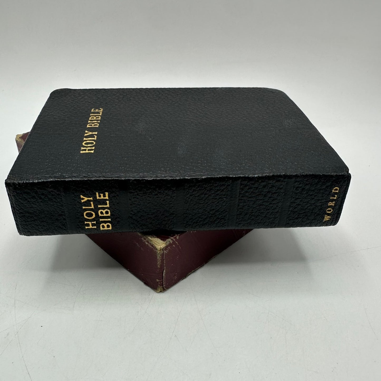 The Holy Bible Jewel Type Text Self Pronouncing King James Version Religion Box