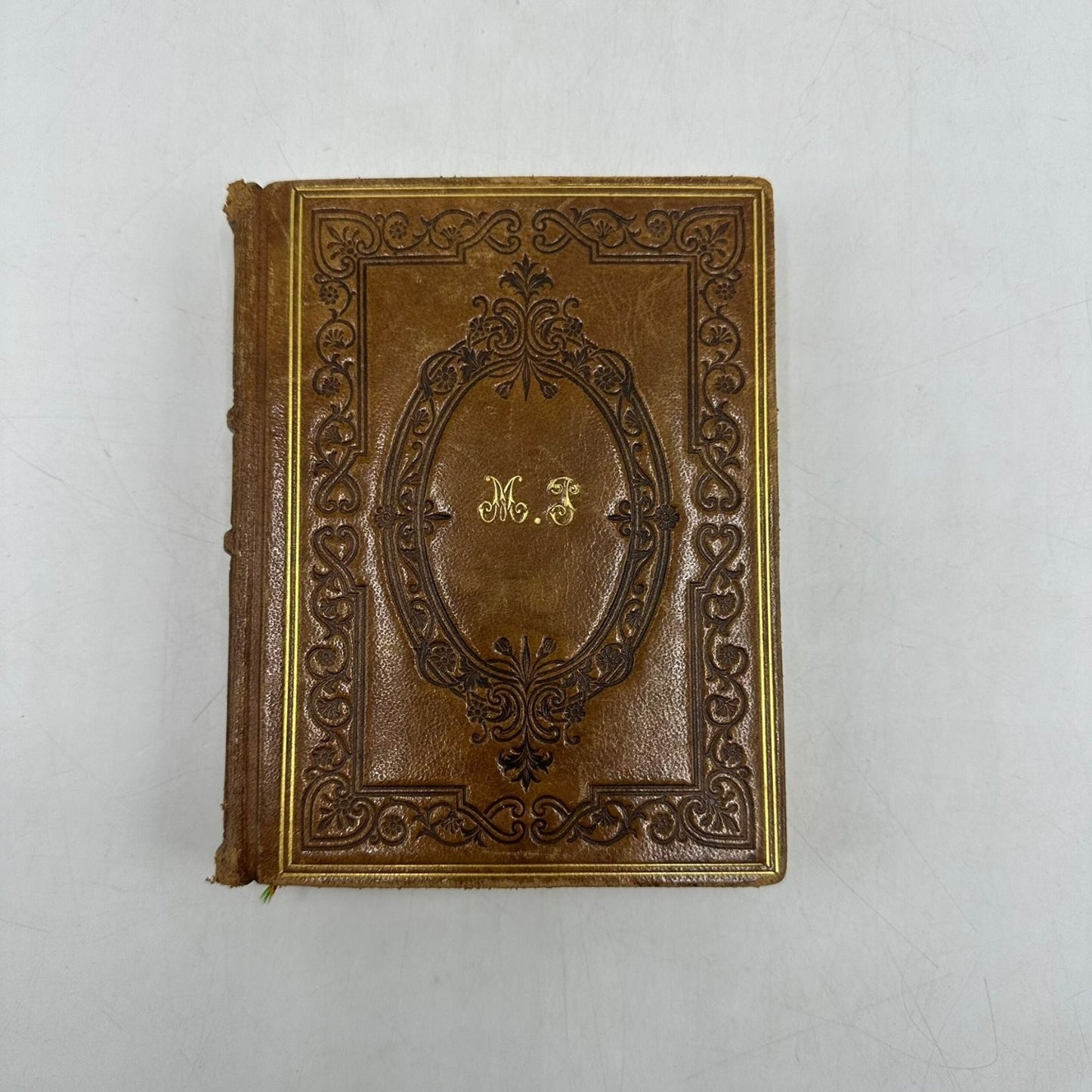 Missel de Sainte Jeanne d'Arc Illustrated Gilt Edges Leather Book Nouvelle Ed
