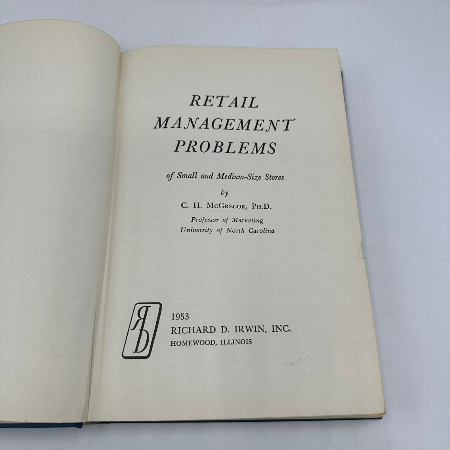 Retail Management Problems C. H. McGregor 1953 First Printing Business Irwin