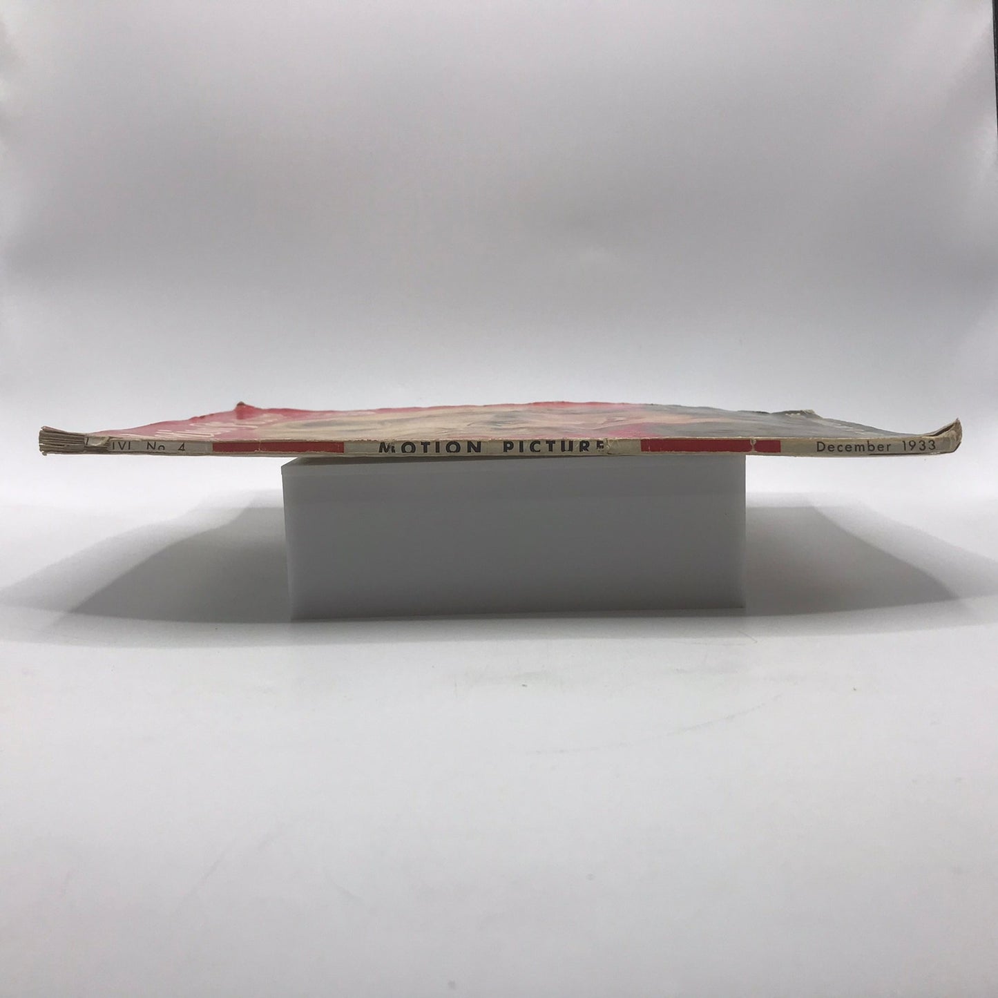 Motion Picture Magazine December 1933 Bette Davis Cover Illustrated Paperback