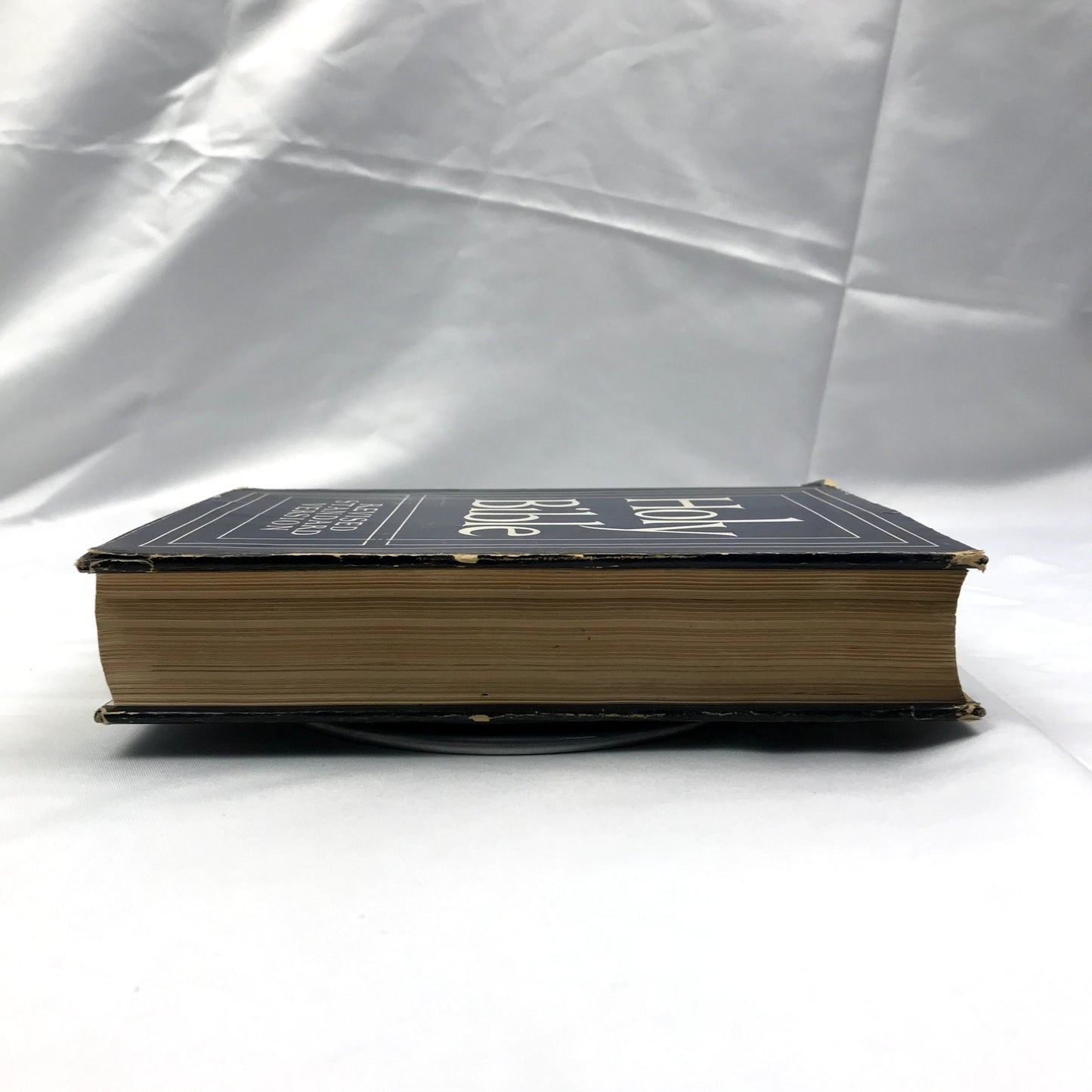 The Holy Bible Containing Old and New Testaments Revised Standard Version 1952