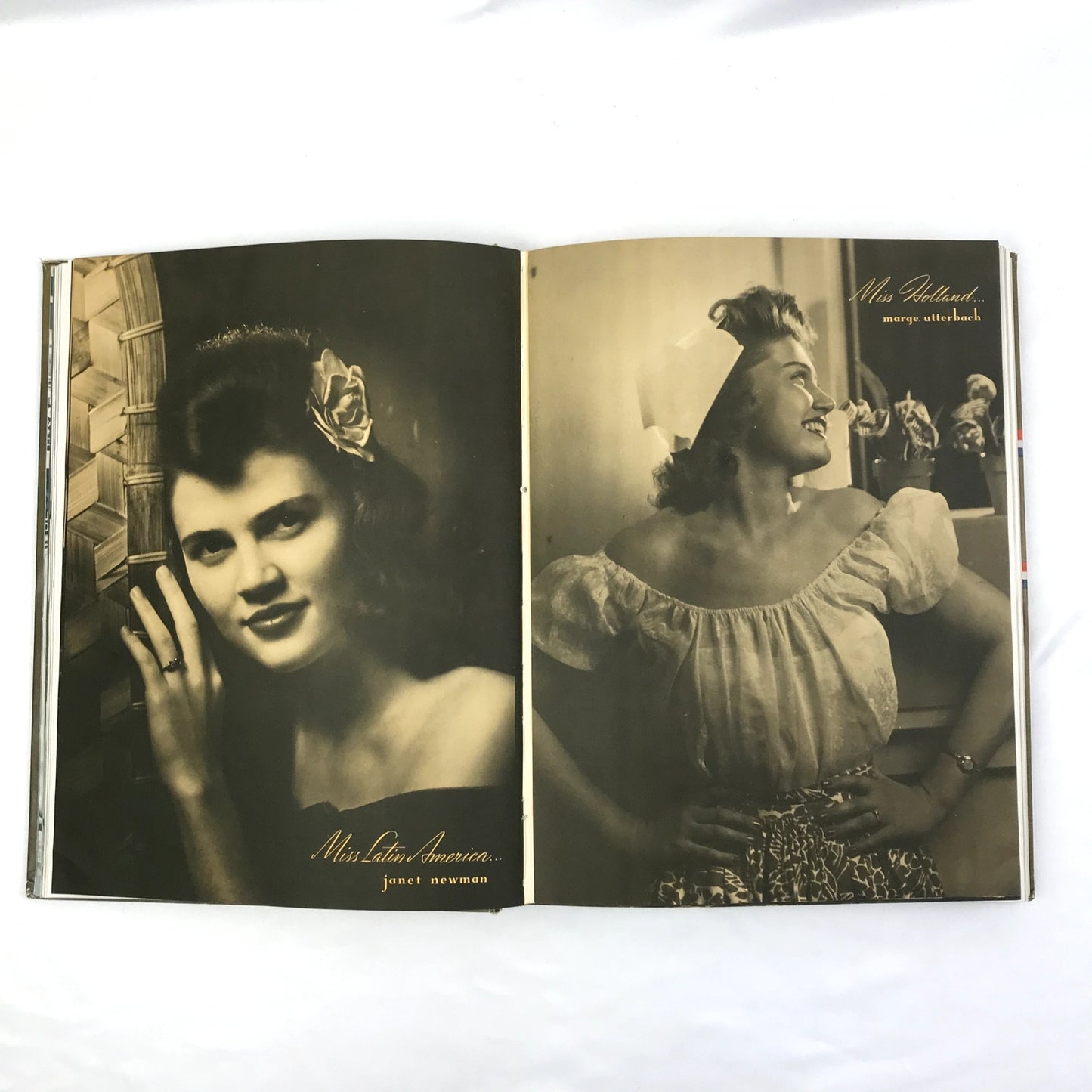 The Beaver Hardcover Oregon State College Yearbook Corvallis, Oregon 1943
