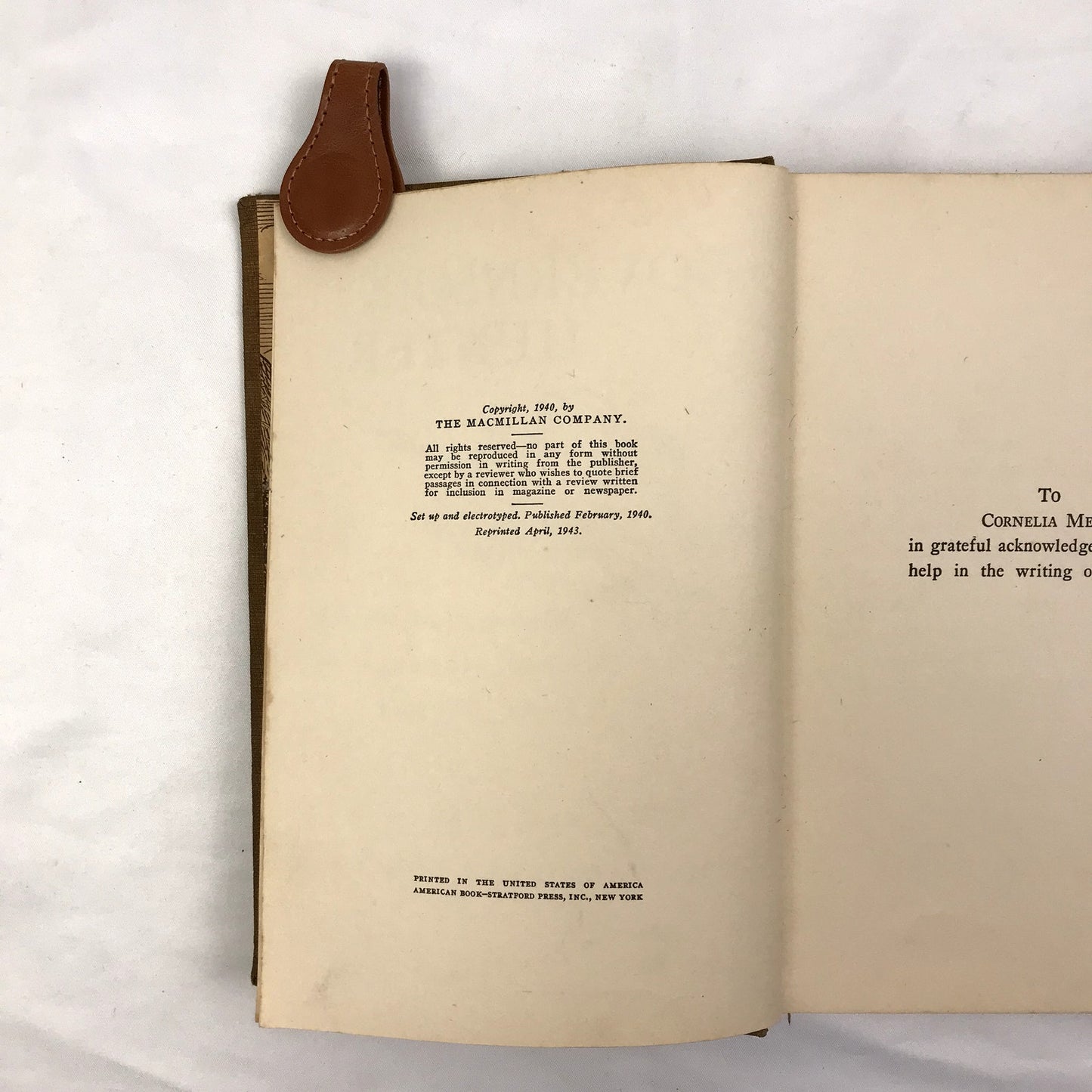 Government Hunter Hardcover Illustrated Book by Montgomery M. Atwater 1940