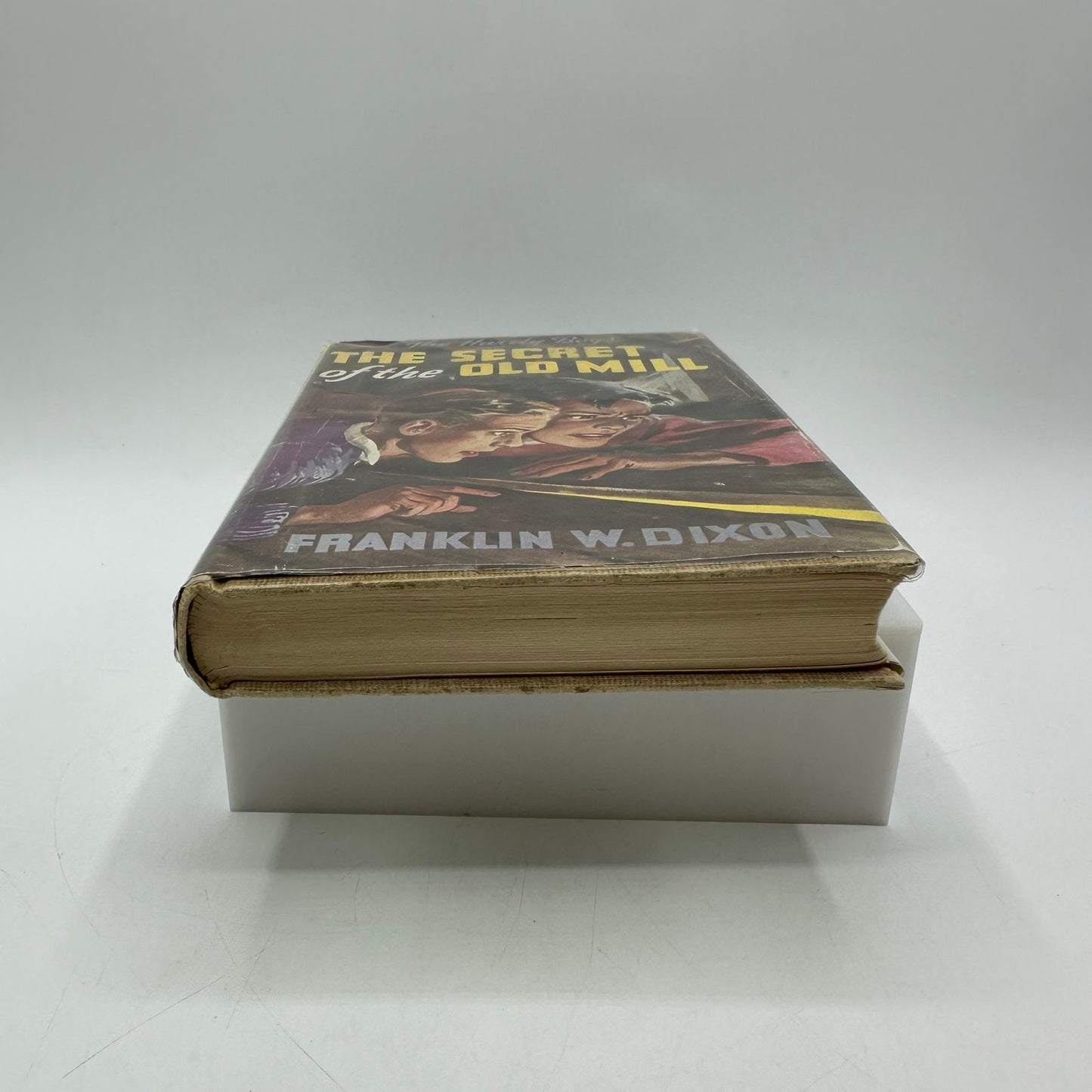 The Secret of The Old Mill Hardy Boys Franklin Dixon Mystery Adventure Novel