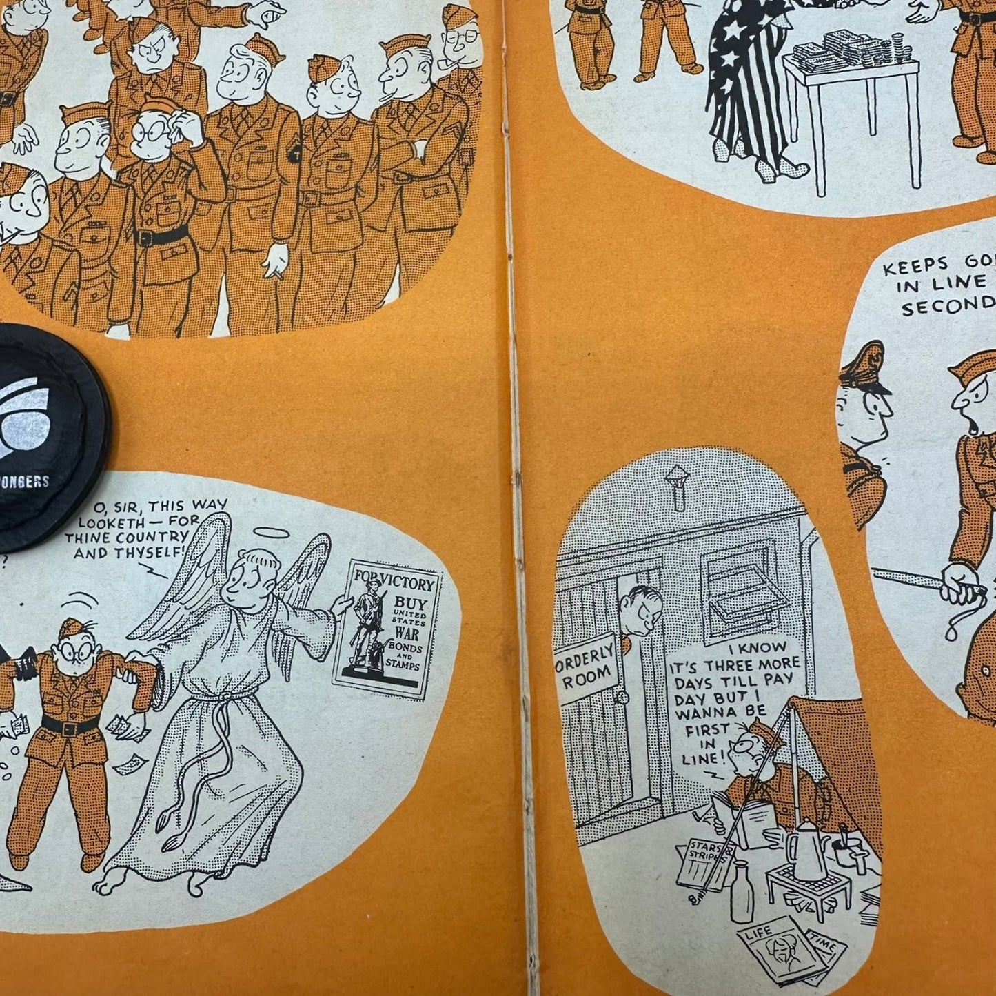 G I JOE Dave Breger 1945 Comic Book WWII Military Humor Blue Ribbon Books