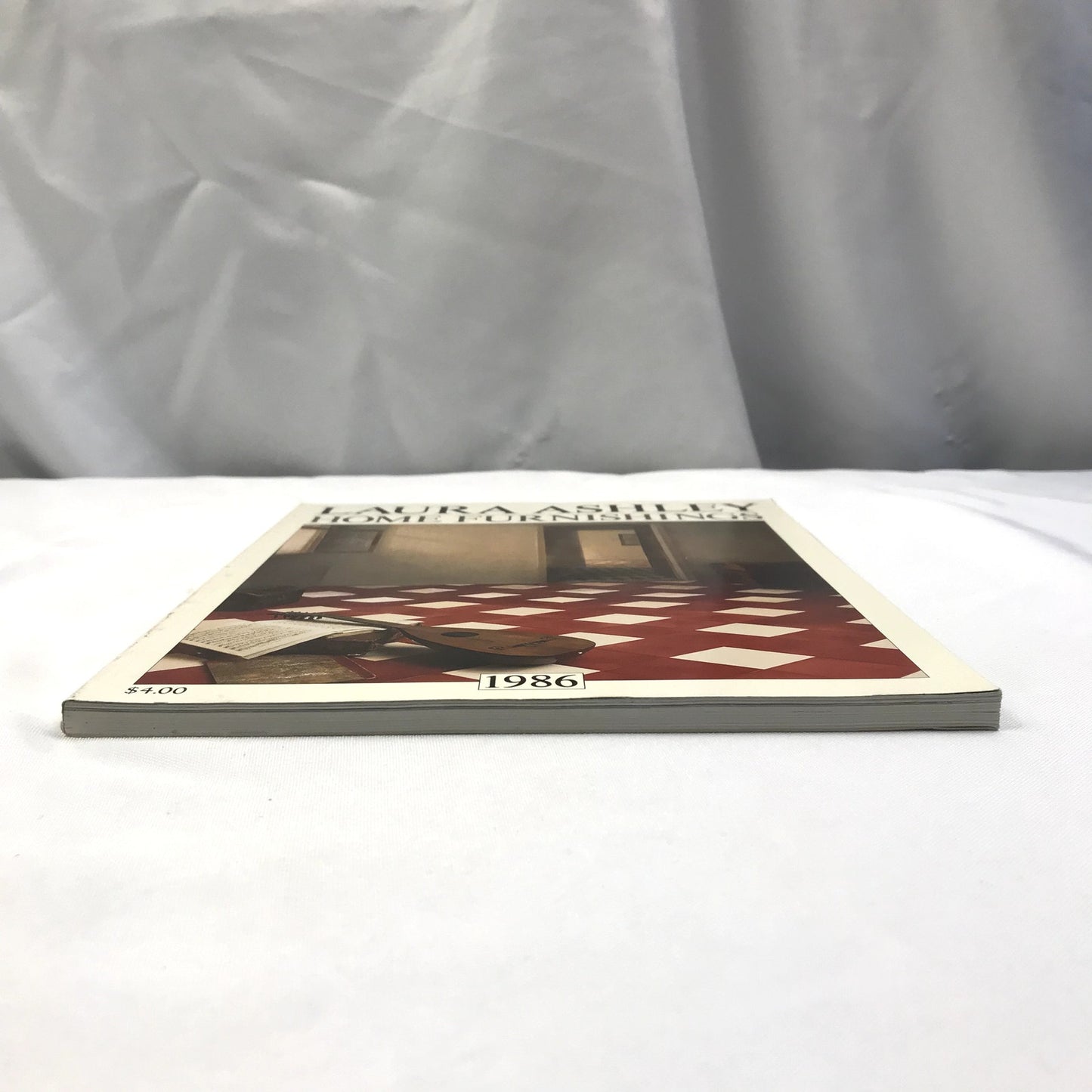 Laura Ashley Home Furnishings & Decoration Illustrated Rare Catalogue 1986