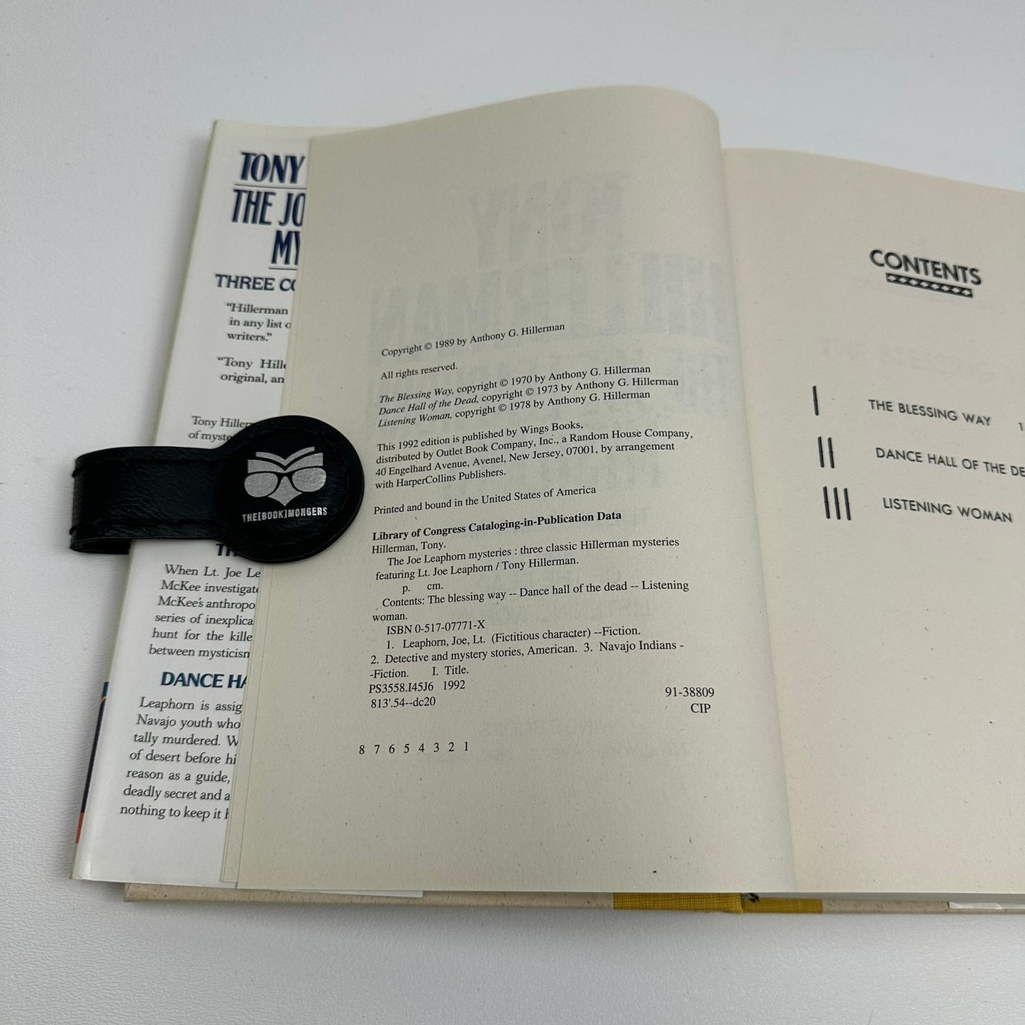 The Joe Leaphorn Mysteries Tony Hillerman Mystery Detective Thriller 3 Novels