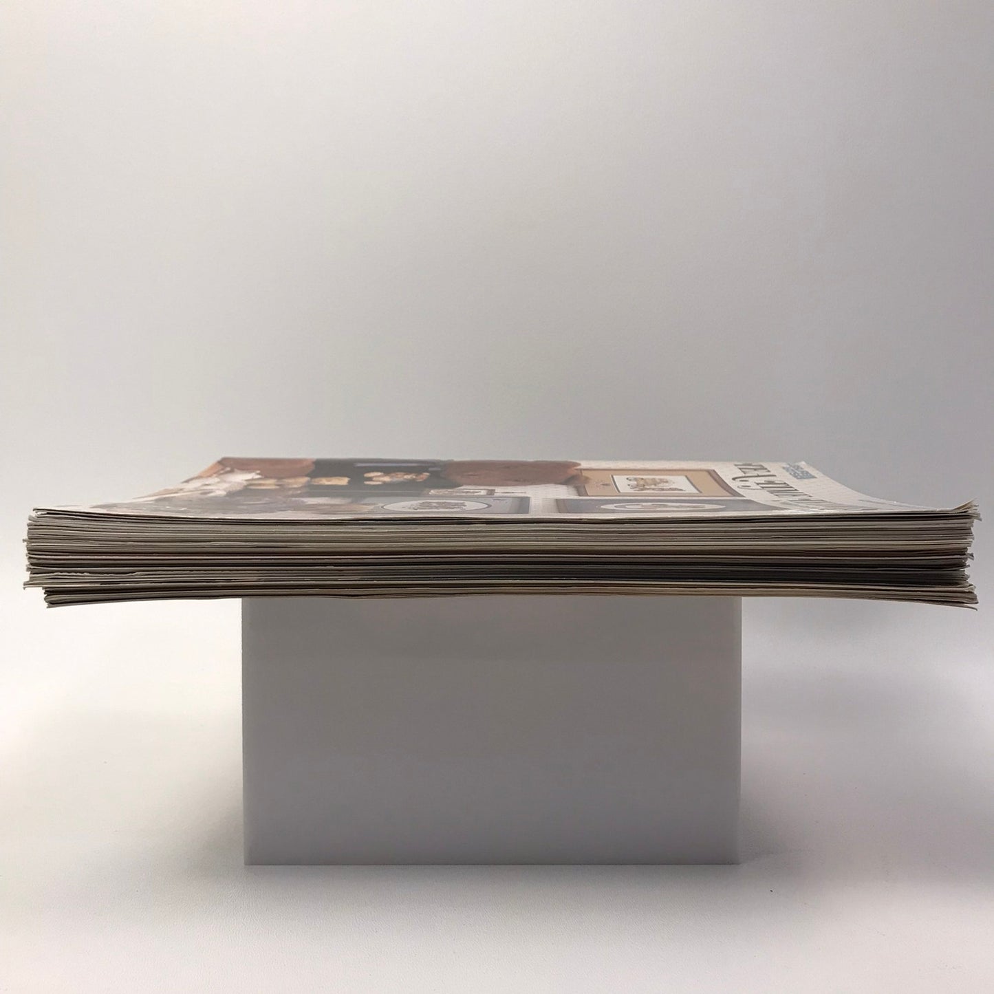 Leisure Arts Cross Stitch Leaflets Lot of 38 Beginner Patterns Embroidery Crafts