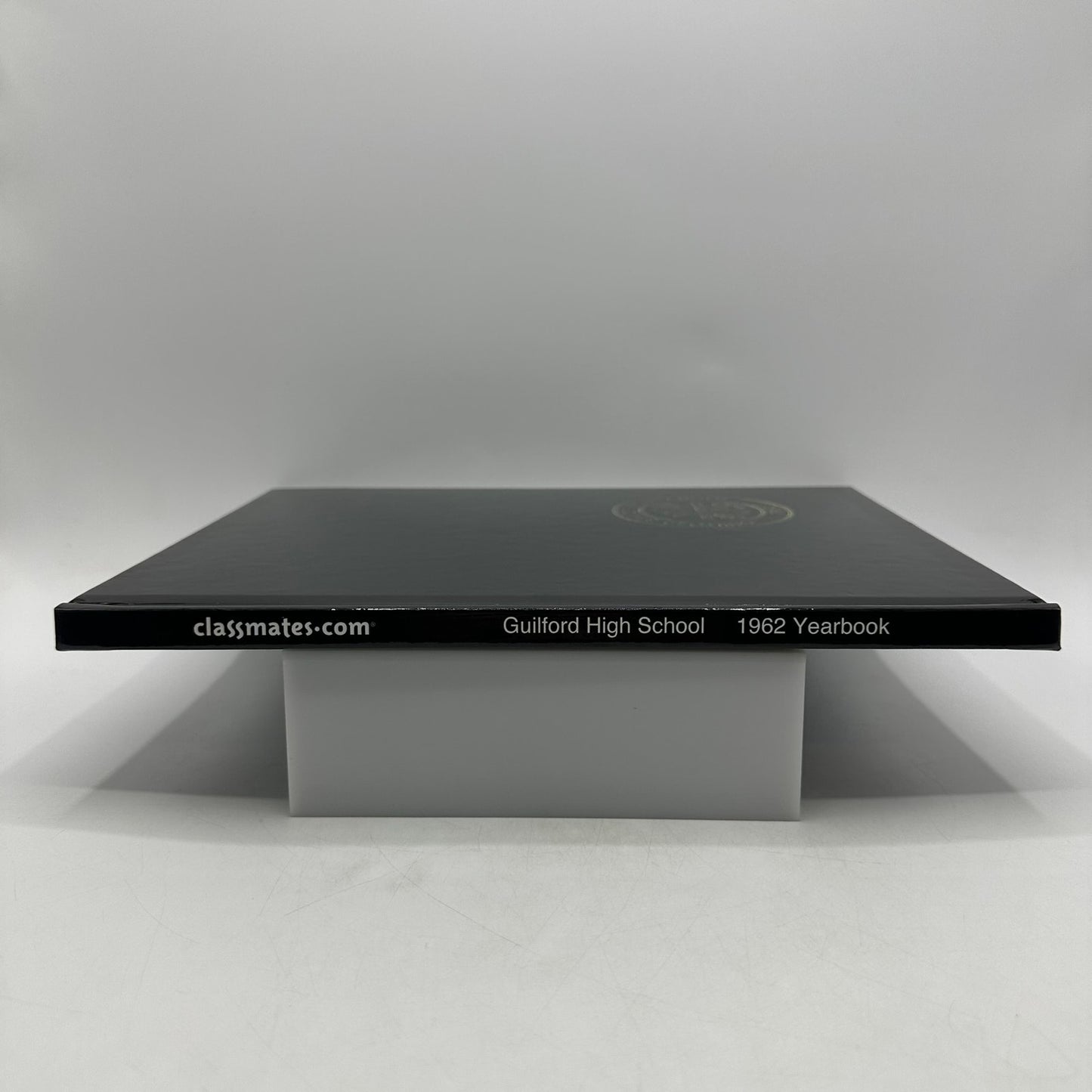 Guilford High School 1962 Menunketuck Yearbook Classmates Reprint Memorabilia