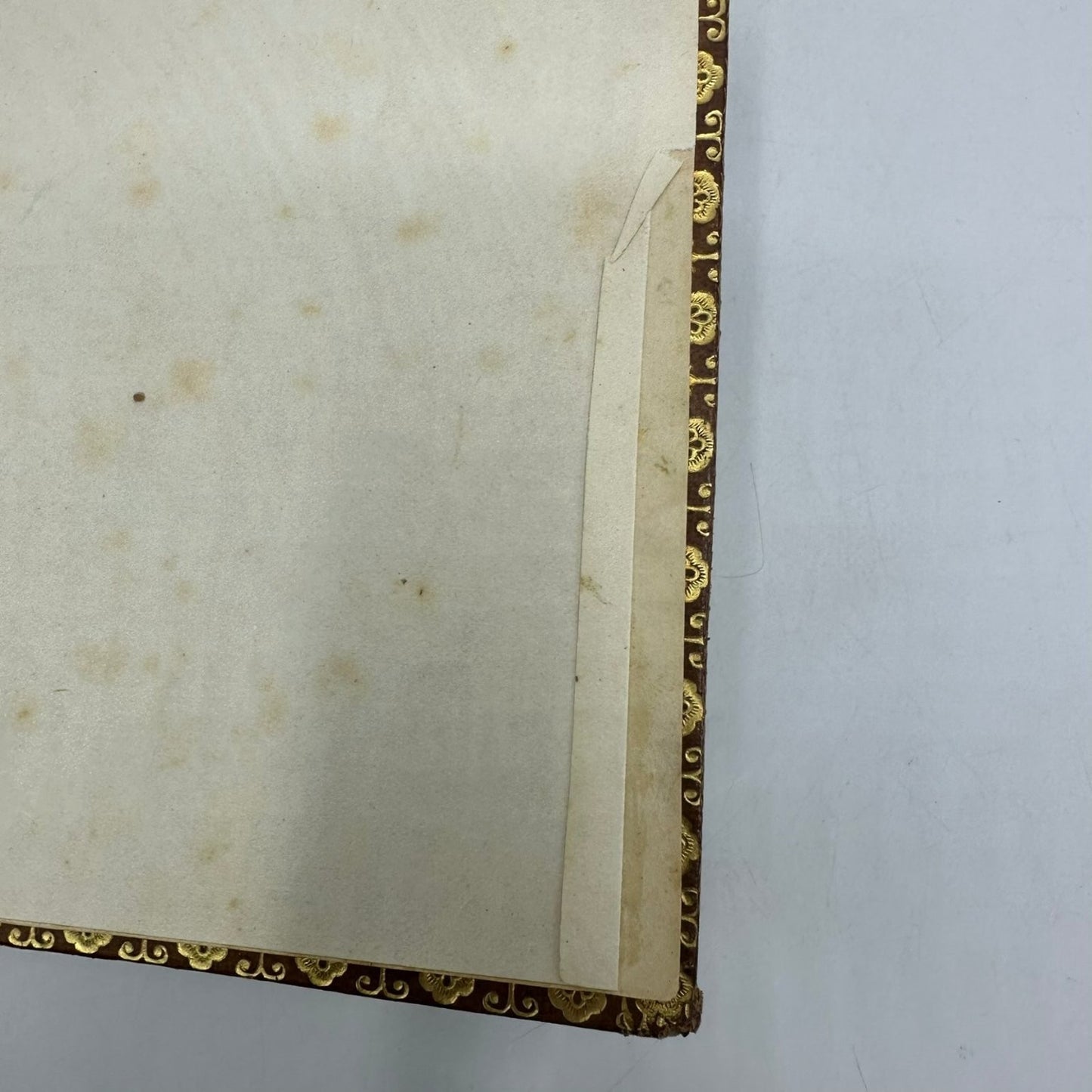 Missel de Sainte Jeanne d'Arc Illustrated Gilt Edges Leather Book Nouvelle Ed