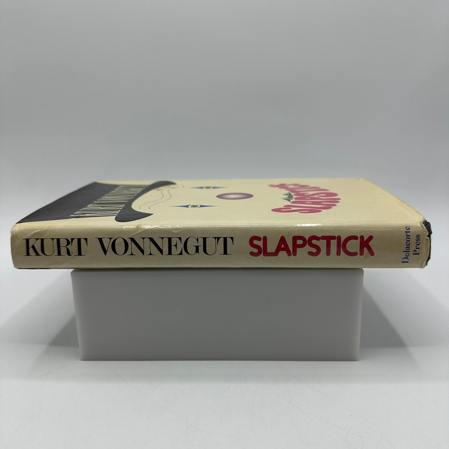 Slapstick or Lonesome No More Kurt Vonnegut Humor Satire Science Fiction Novel