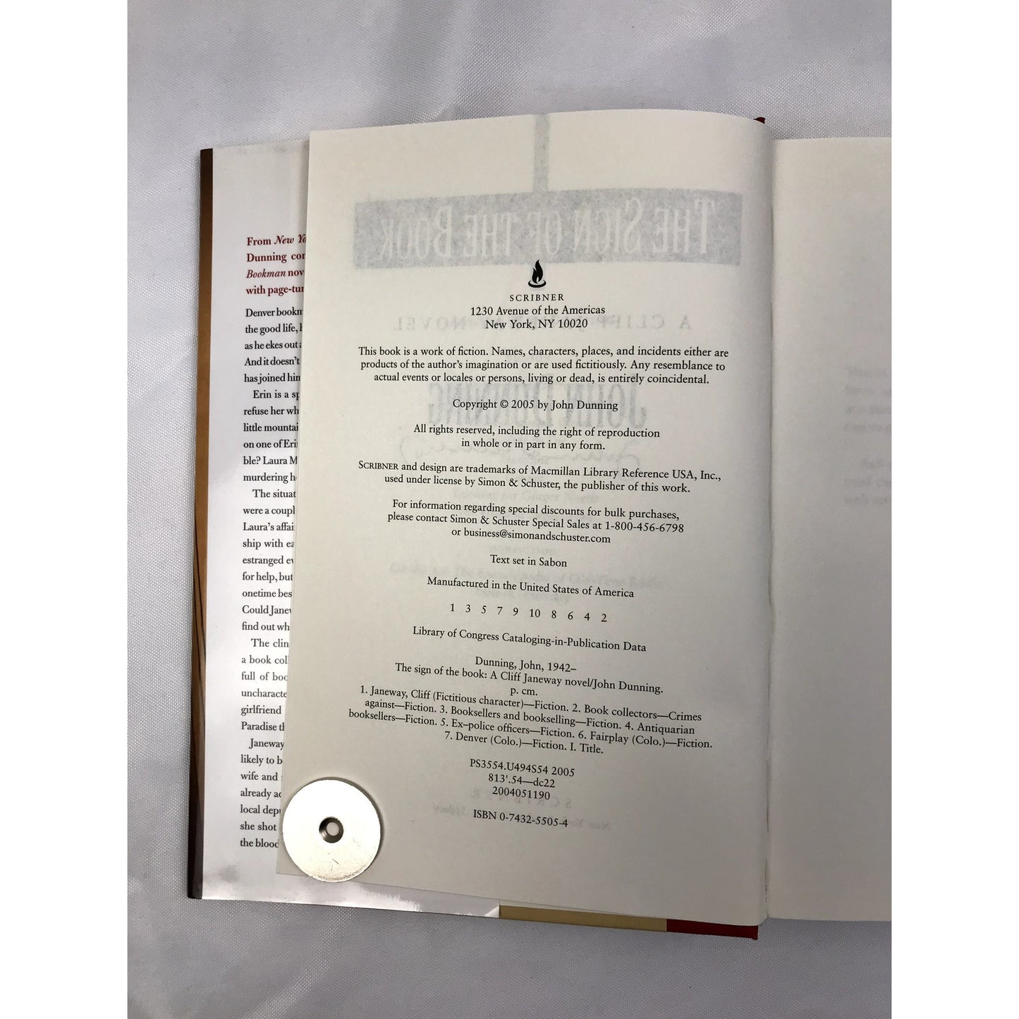 The Sign of the Book John Dunning SIGNED A Cliff Janeway Bookman Novel 2005