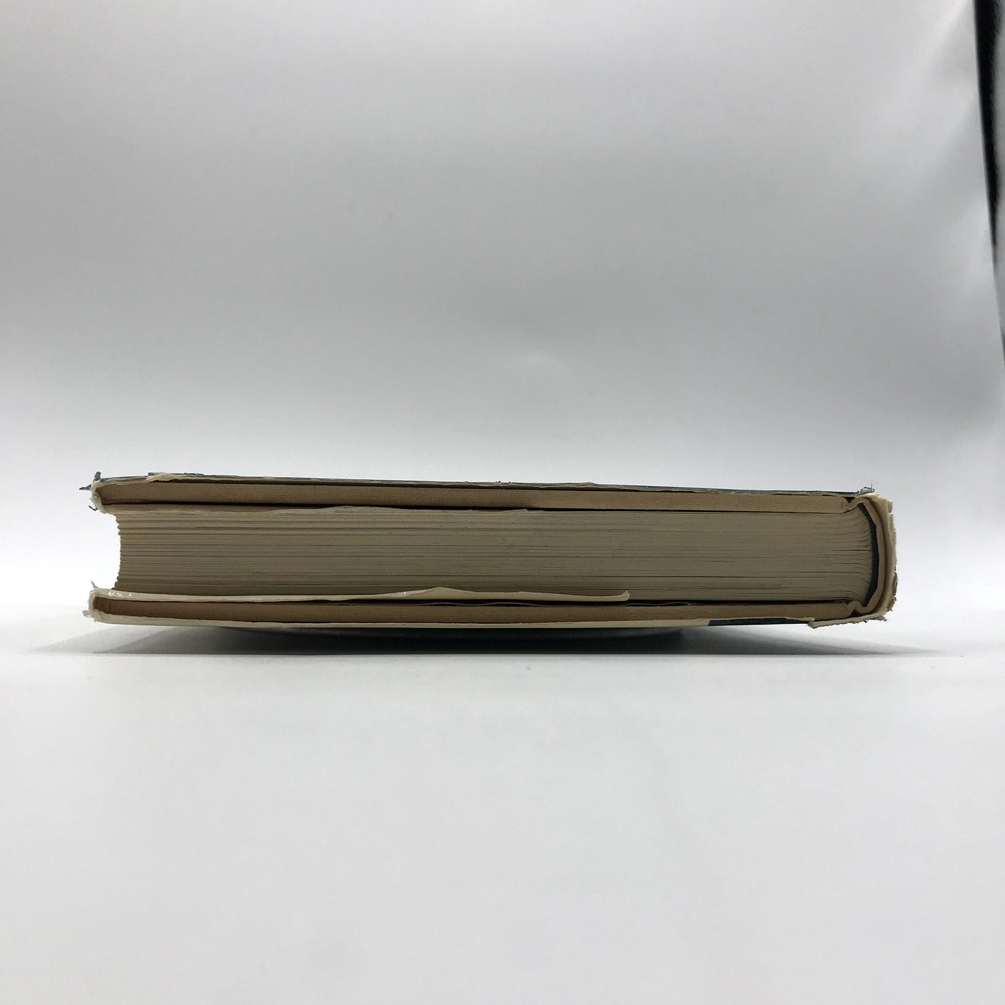 Kodoku Sailing Alone Across The Pacific Hardcover Book by Kenichi Horie 1964