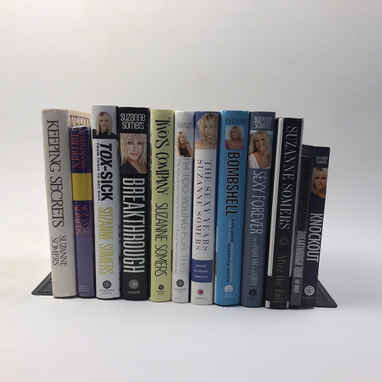 Suzanne Somers Lot of 11 Books and Breakthrough Tour DVD Signed Self Help Health