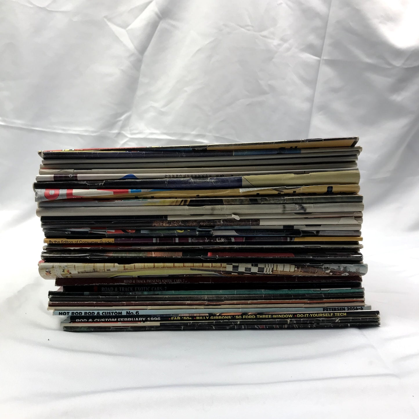 Hot Rod Magazines Lot of 37 Classic VTG Cars Illustrated Paperbacks 1970s/80s