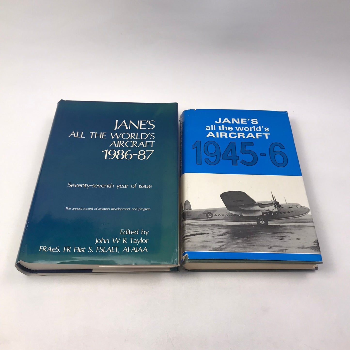 Janes All The Worlds Aircraft 1945-6 and 1985-86 Aviation Military History War