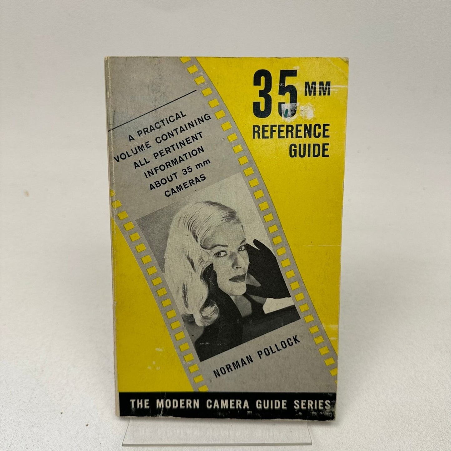 35 mm Reference Guide Norman Pollock 1956 First Printing Photography Chilton