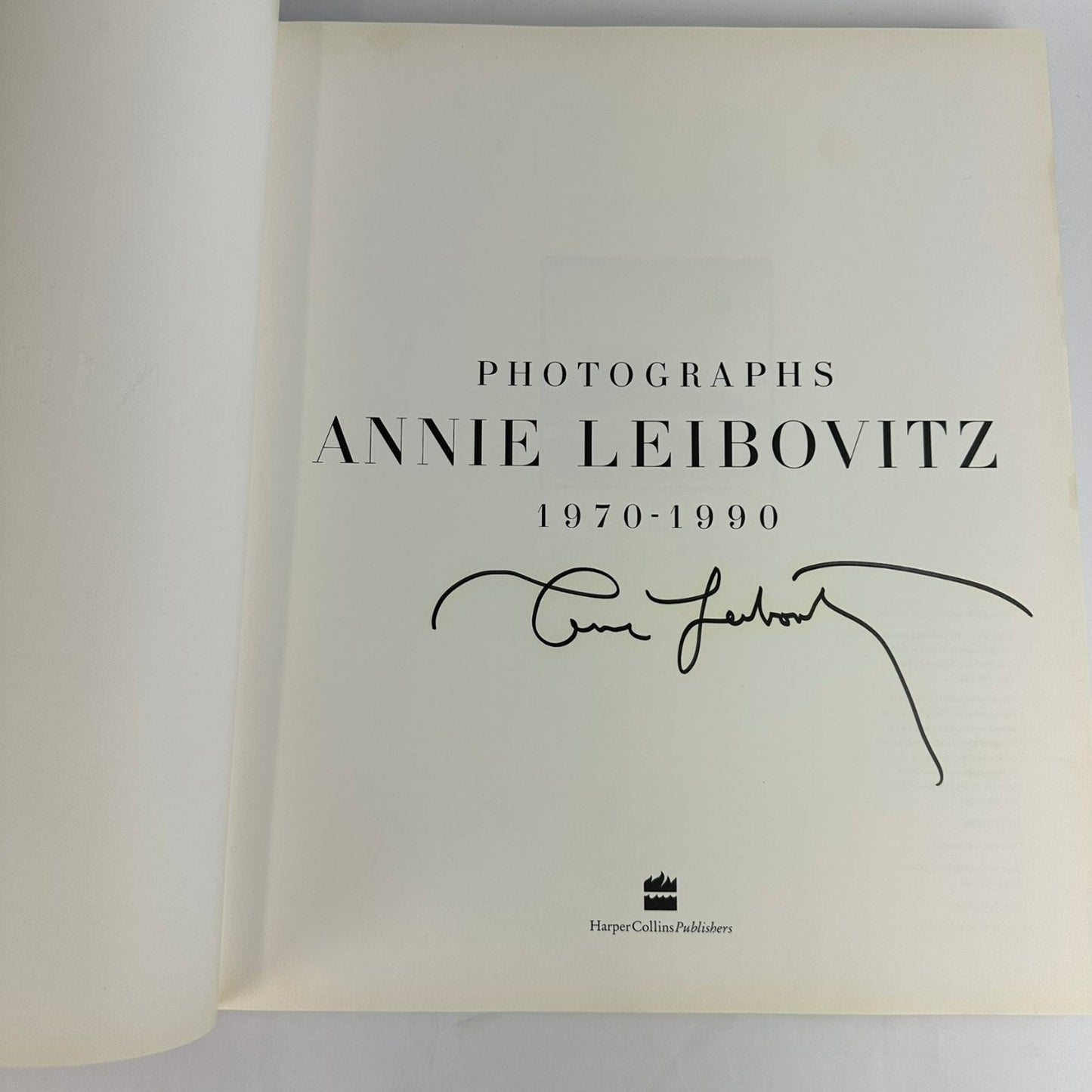 Photographs Annie Leibovitz 1970-1990 Signed First Edition HarperCollins