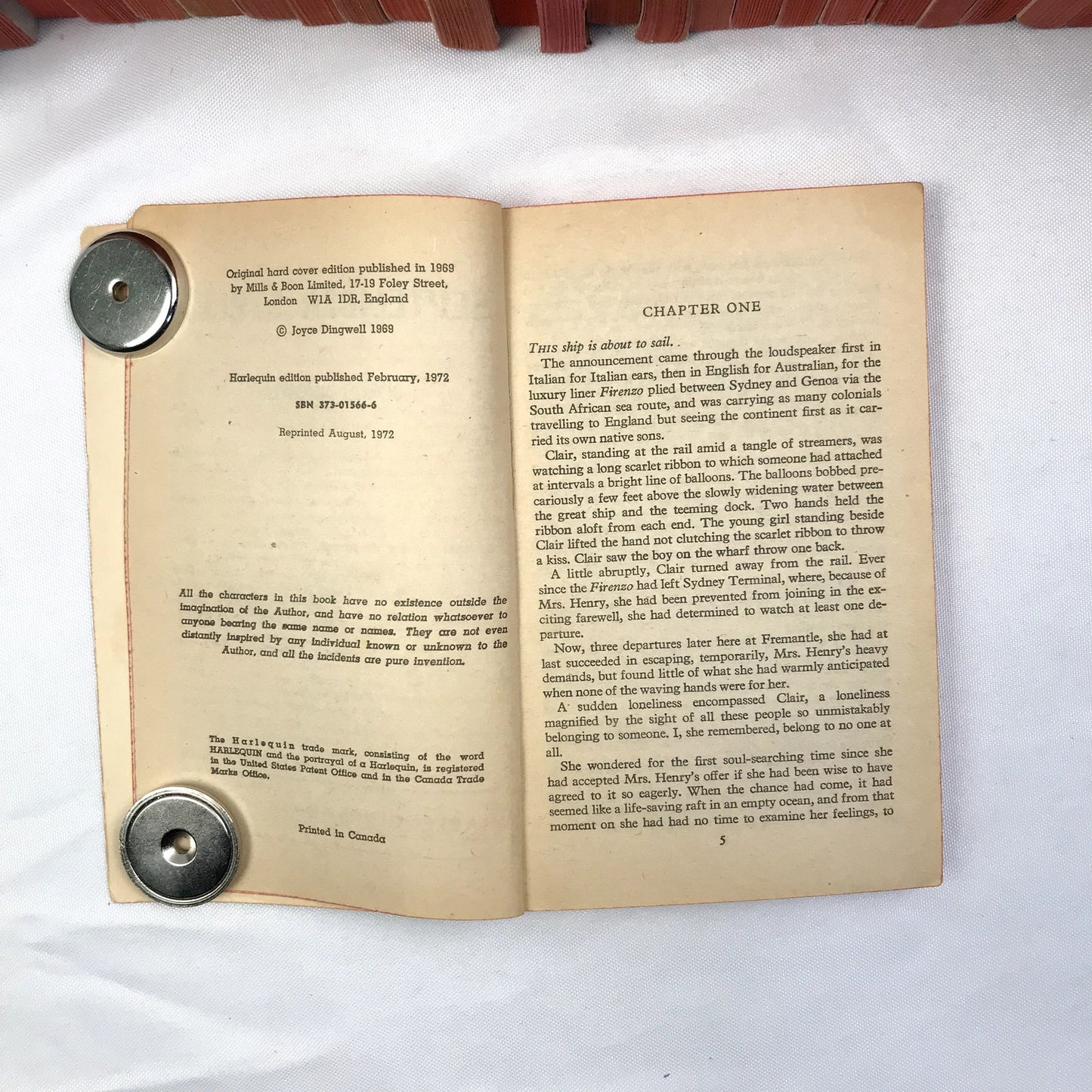 Lot 33 Vintage Harlequin Romance Paperback Books 1960-70 Red Sprayed Edges