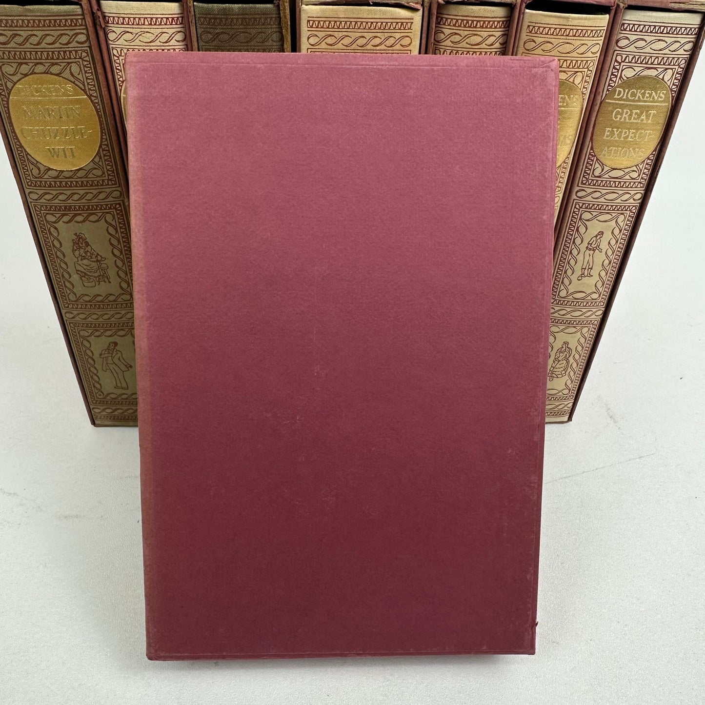 Charles Dickens 8 Volume Set in Slipcases Classic Historical Literature Fiction