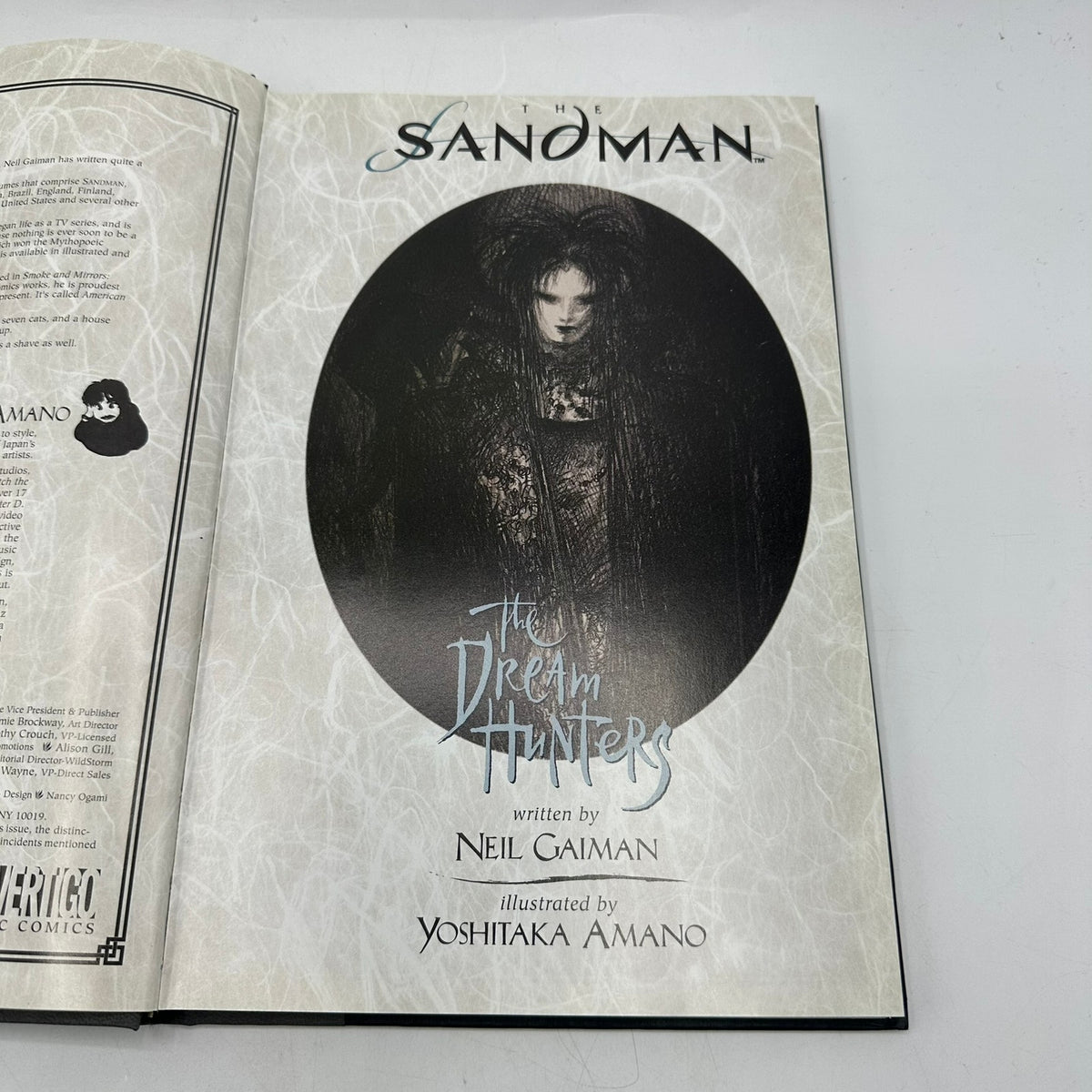 The Sandman The Dream Hunters by Neil Gaiman First Edition Comics Graphic Novel