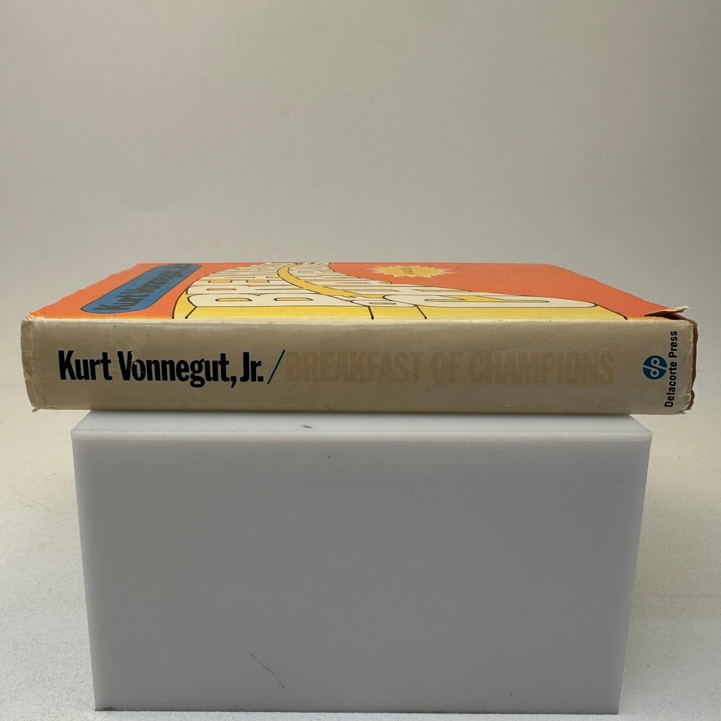 Breakfast of Champions Kurt Vonnegut Jr. 1973 Book Club Edition Novel Delacorte