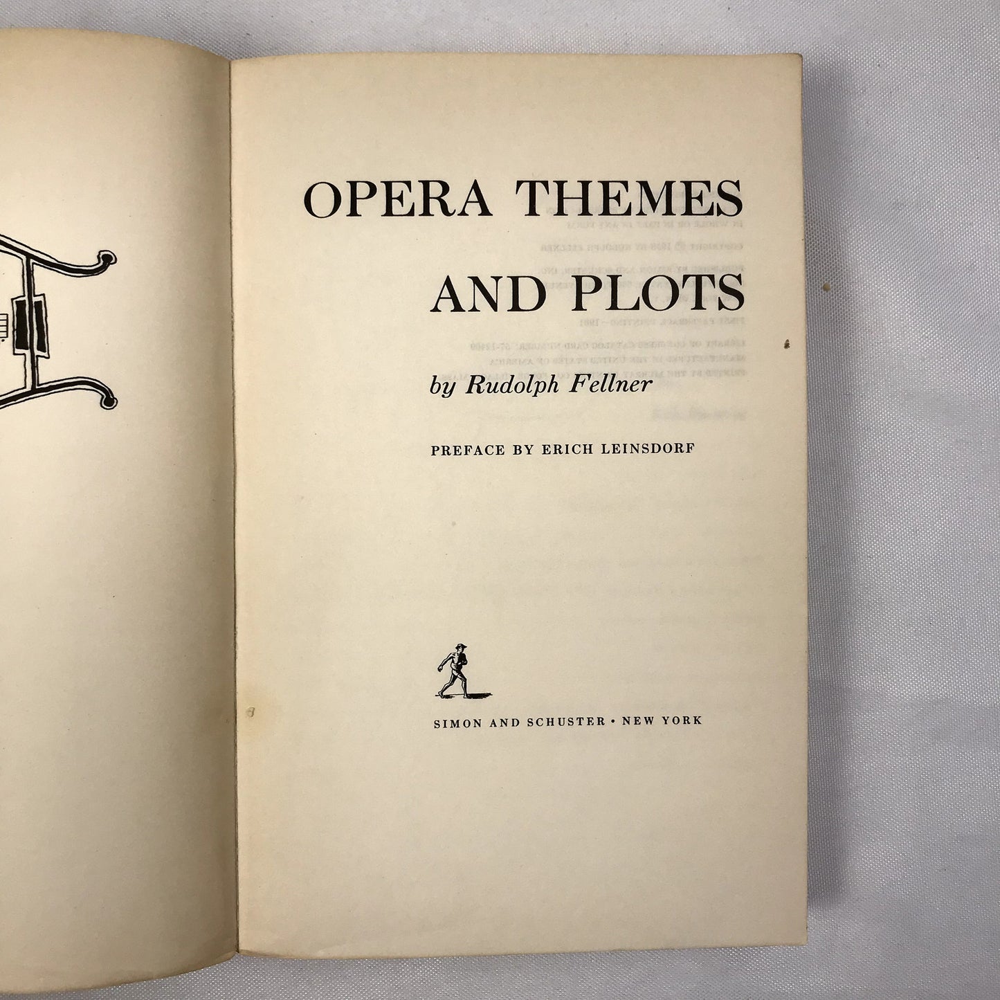 Opera Themes and Plots First Paperback Printing Book by Rudolph Fellner 1958