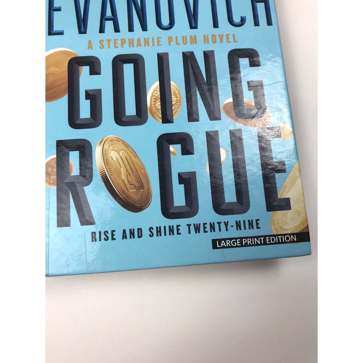 Janet Evanovich Lot of 38 Romance Adventure Mystery Suspense Crime Comedy Novels