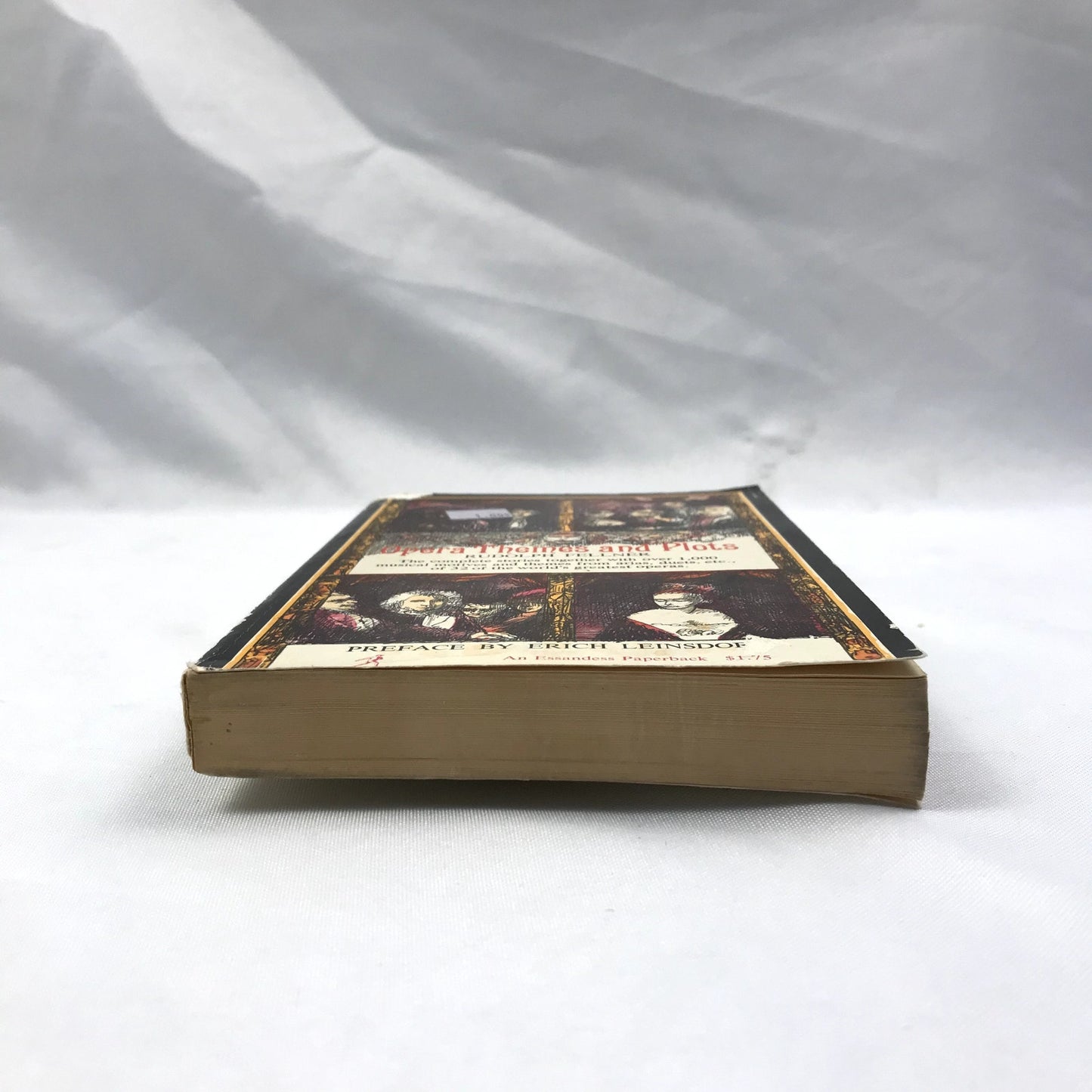 Opera Themes and Plots First Paperback Printing Book by Rudolph Fellner 1958