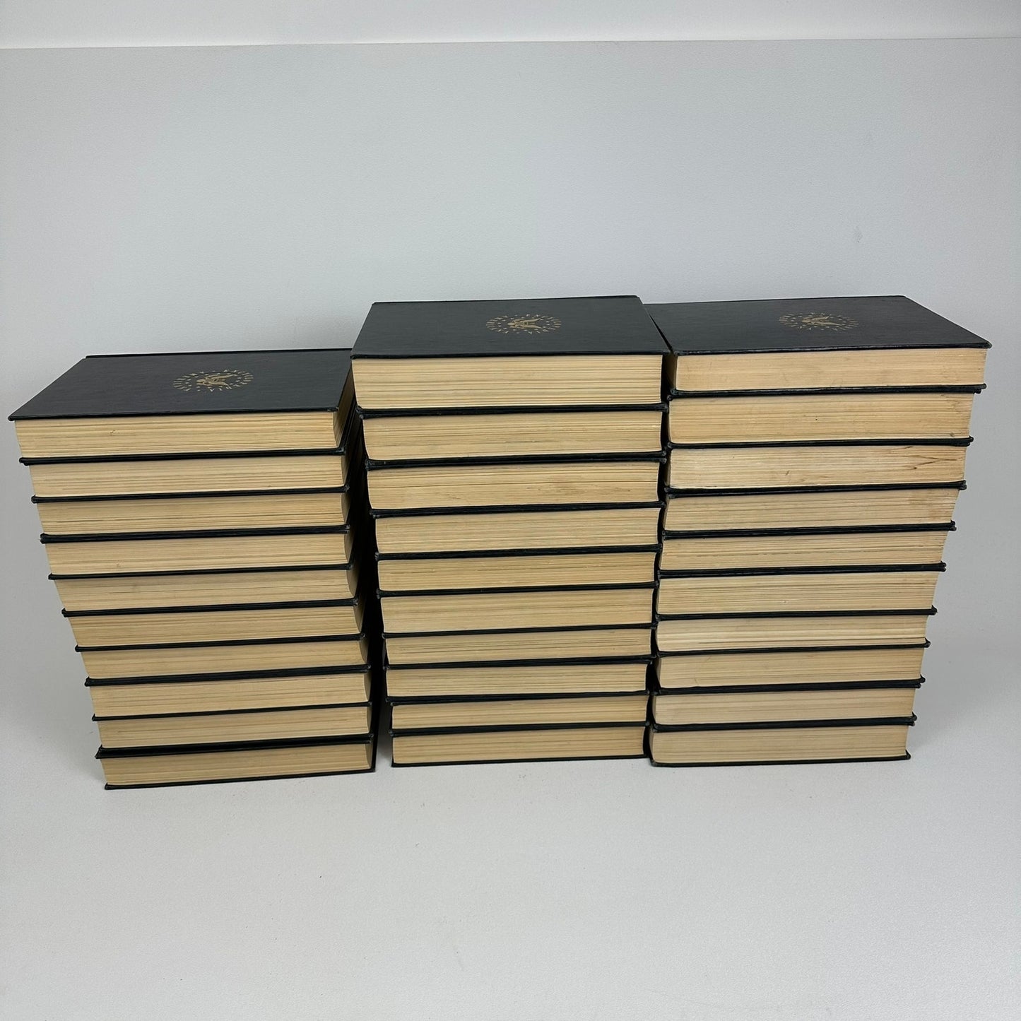 The Encyclopedia Americana Complete 30 Volume Set International Reference 1957
