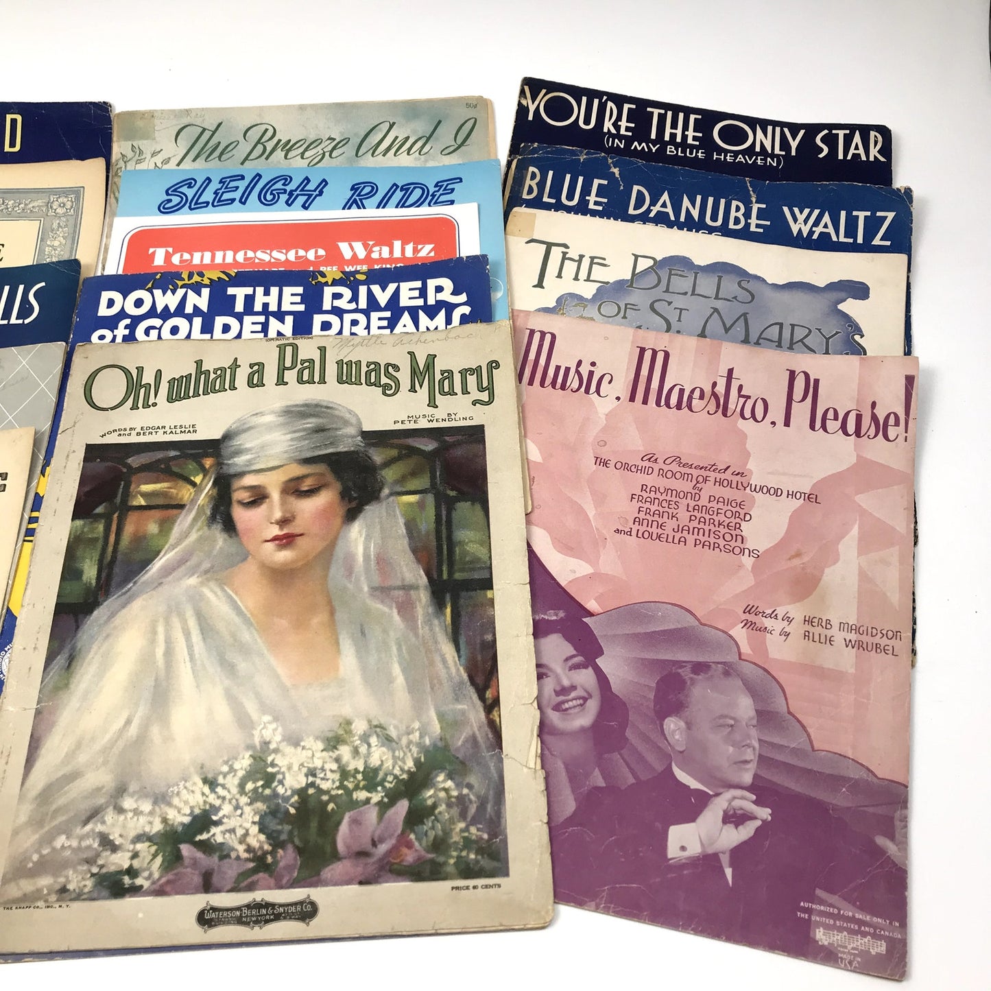 Lot of 25 Vintage Sheet Music Hollywood, Musicals Scrapbooking PB Illustrated